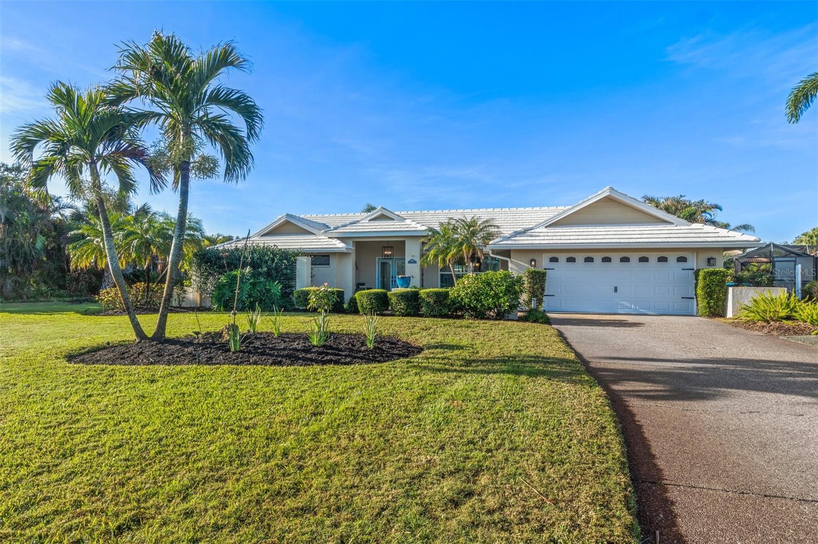 348 RED ASH CIR