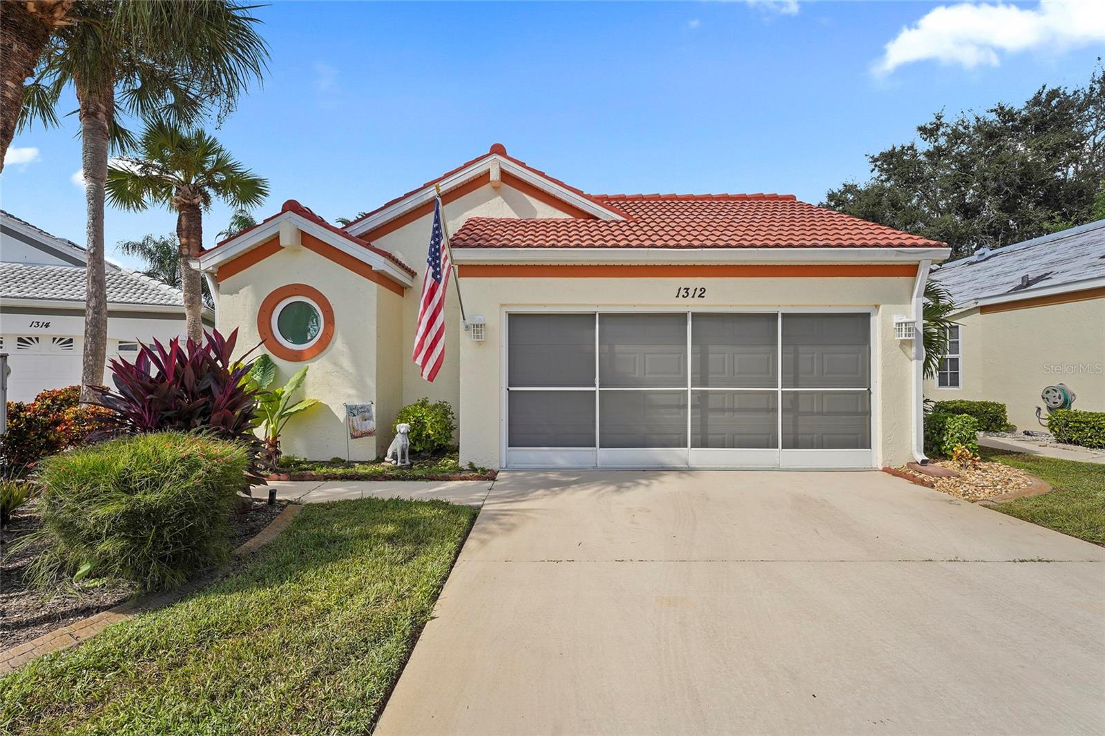 1312 CAPRI ISLES BLVD #28