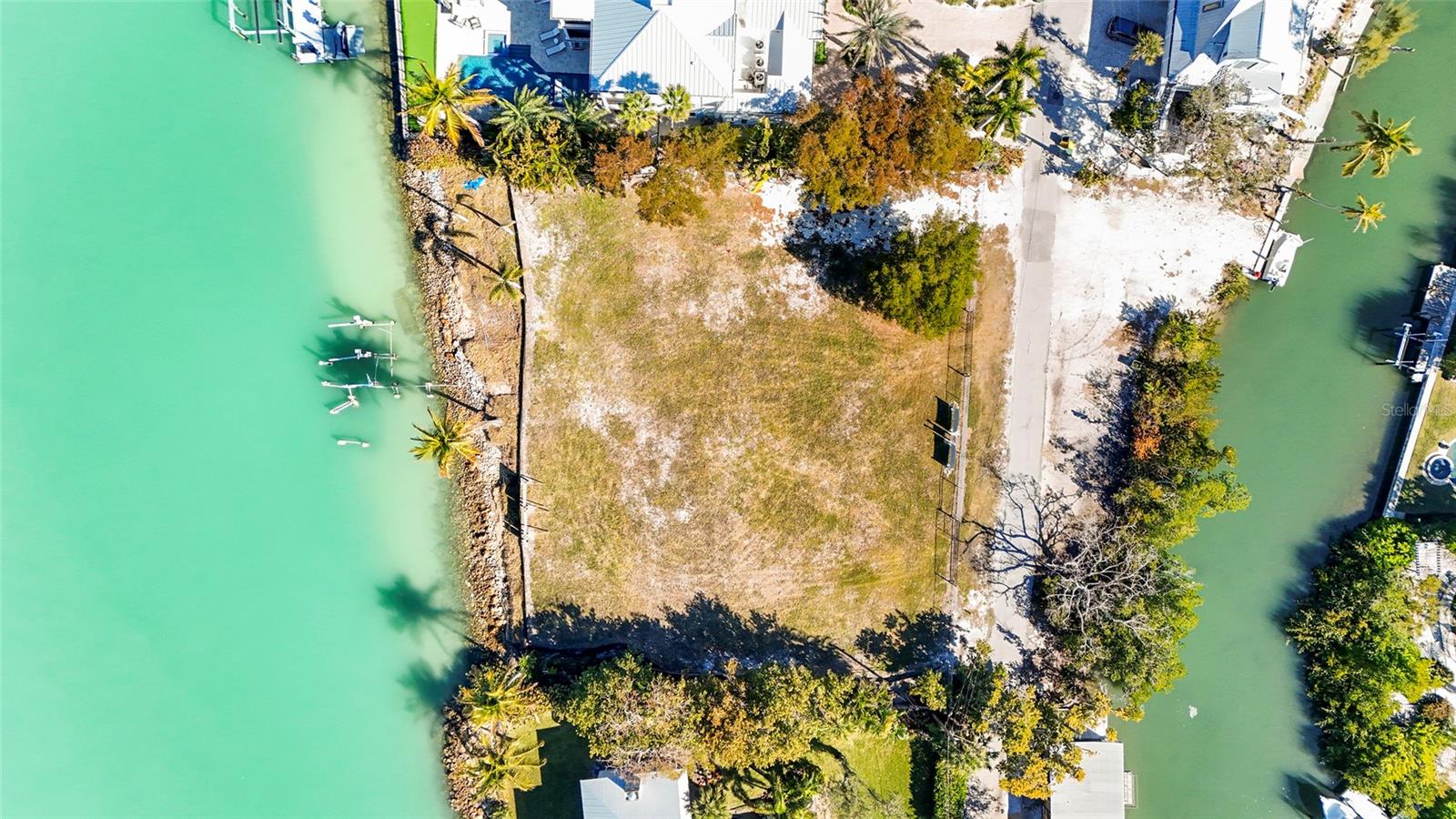 3550 BAYOU LOUISE LN