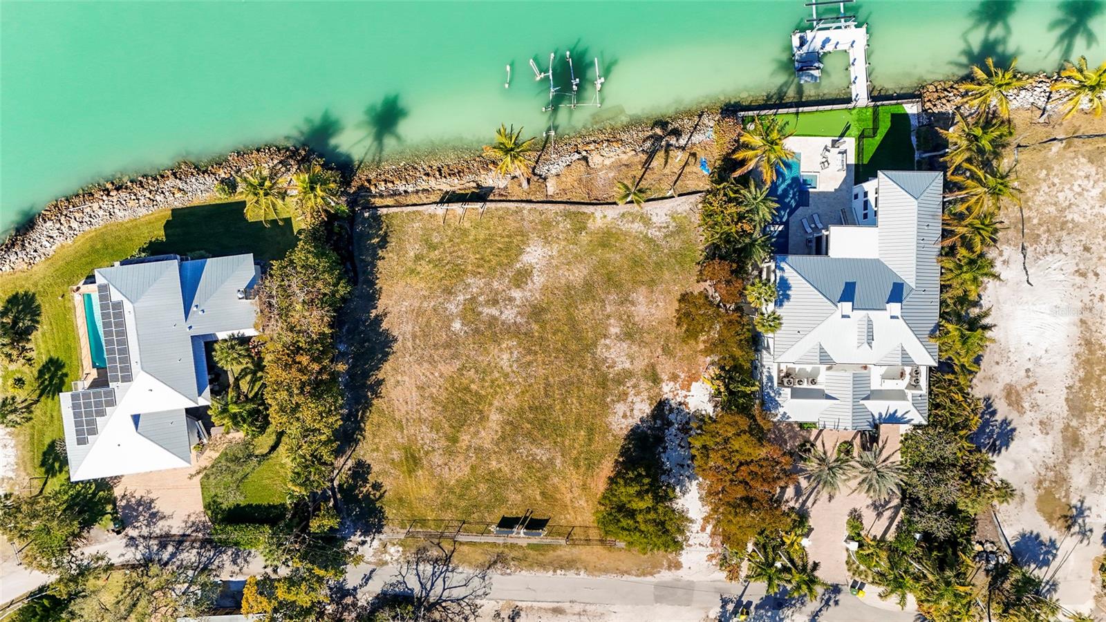 3550 BAYOU LOUISE LN