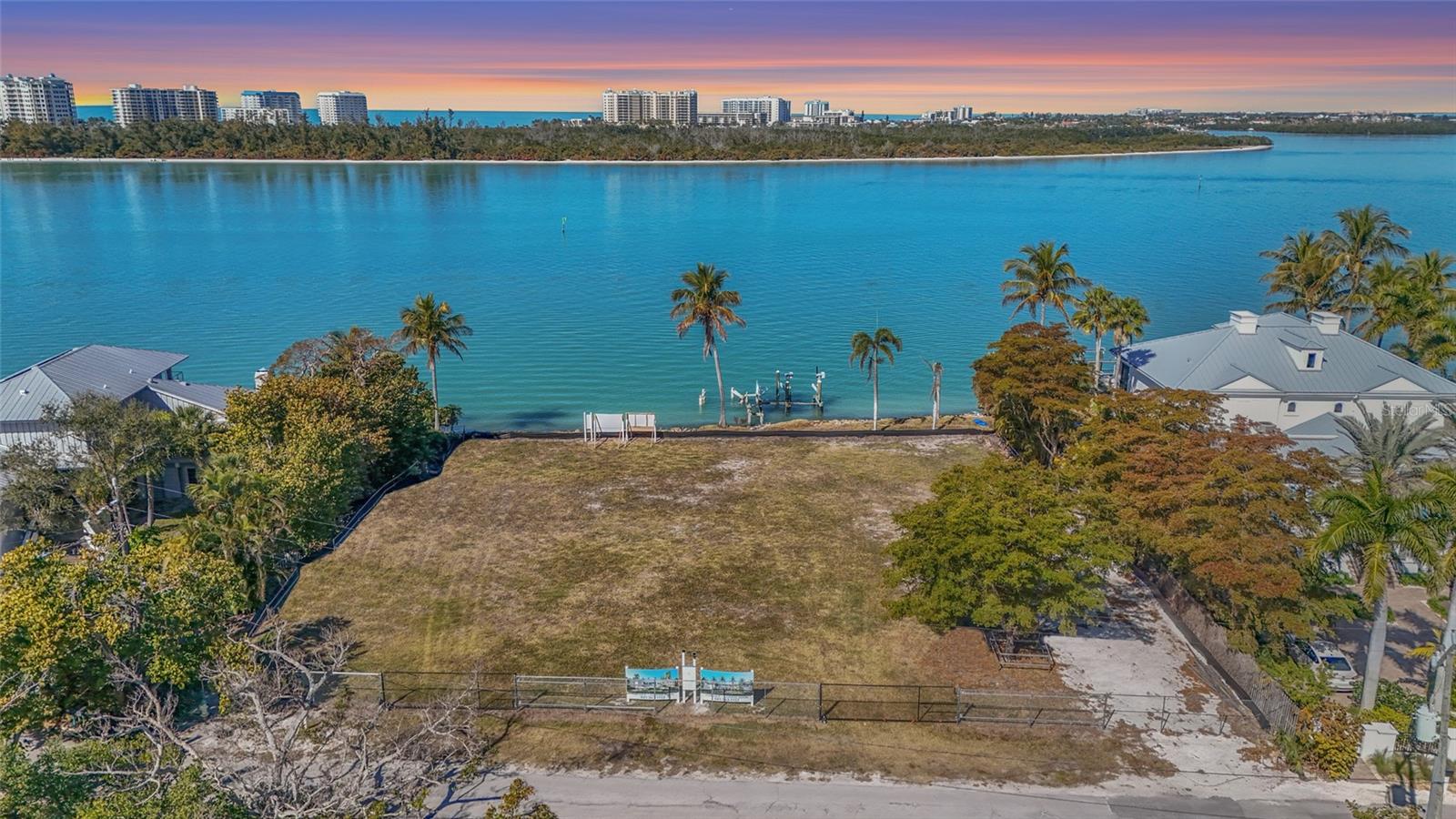 3550 Bayou Louise Ln Sarasota Fl Us 34242 Mfra4682294