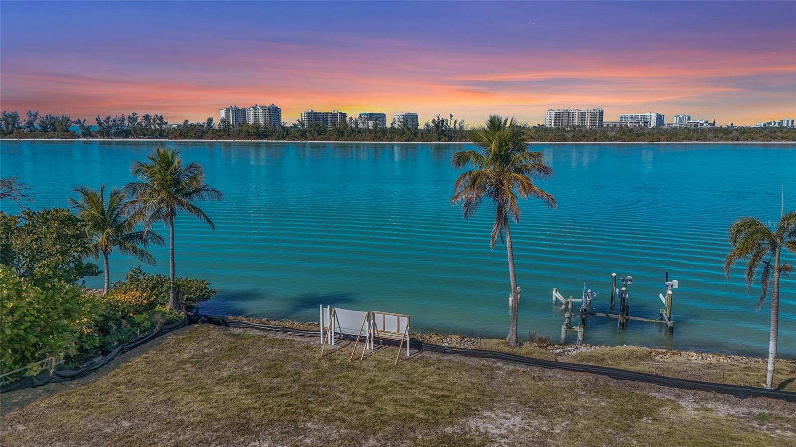 3550 BAYOU LOUISE LN