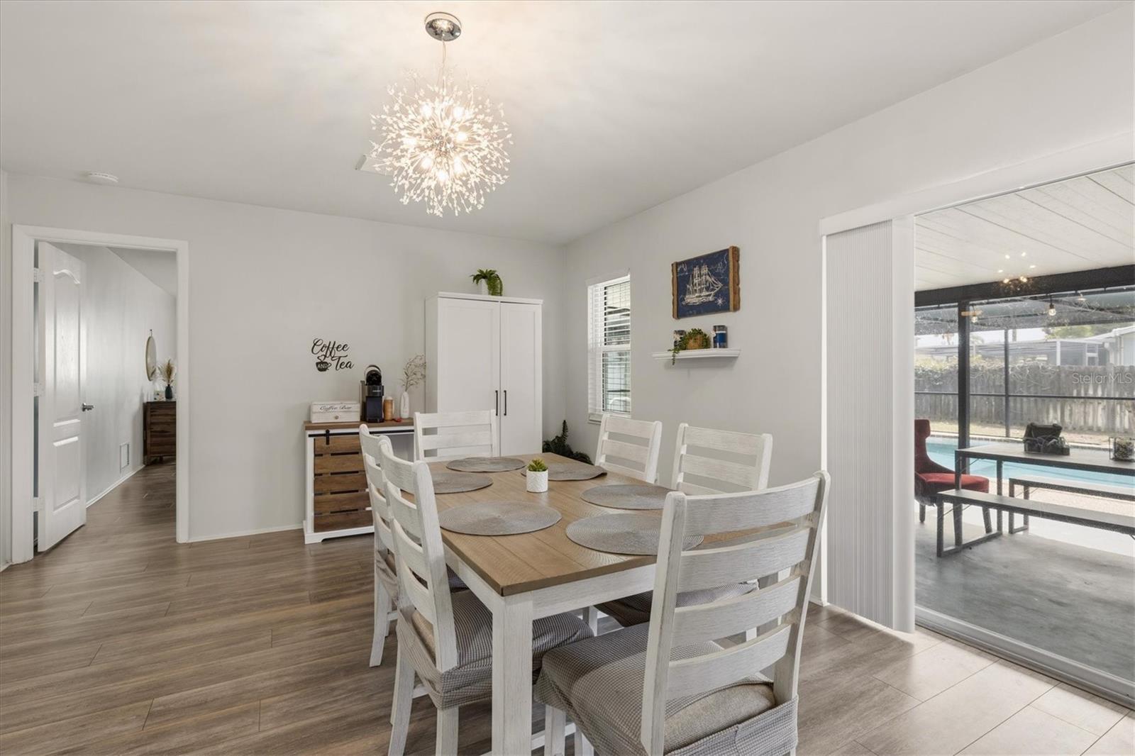 3310 SIESTA DR