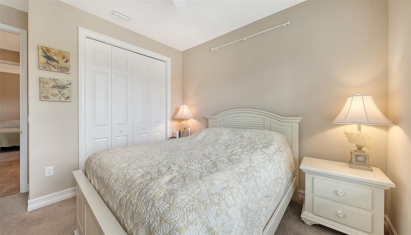 1051 BRADBERRY DR