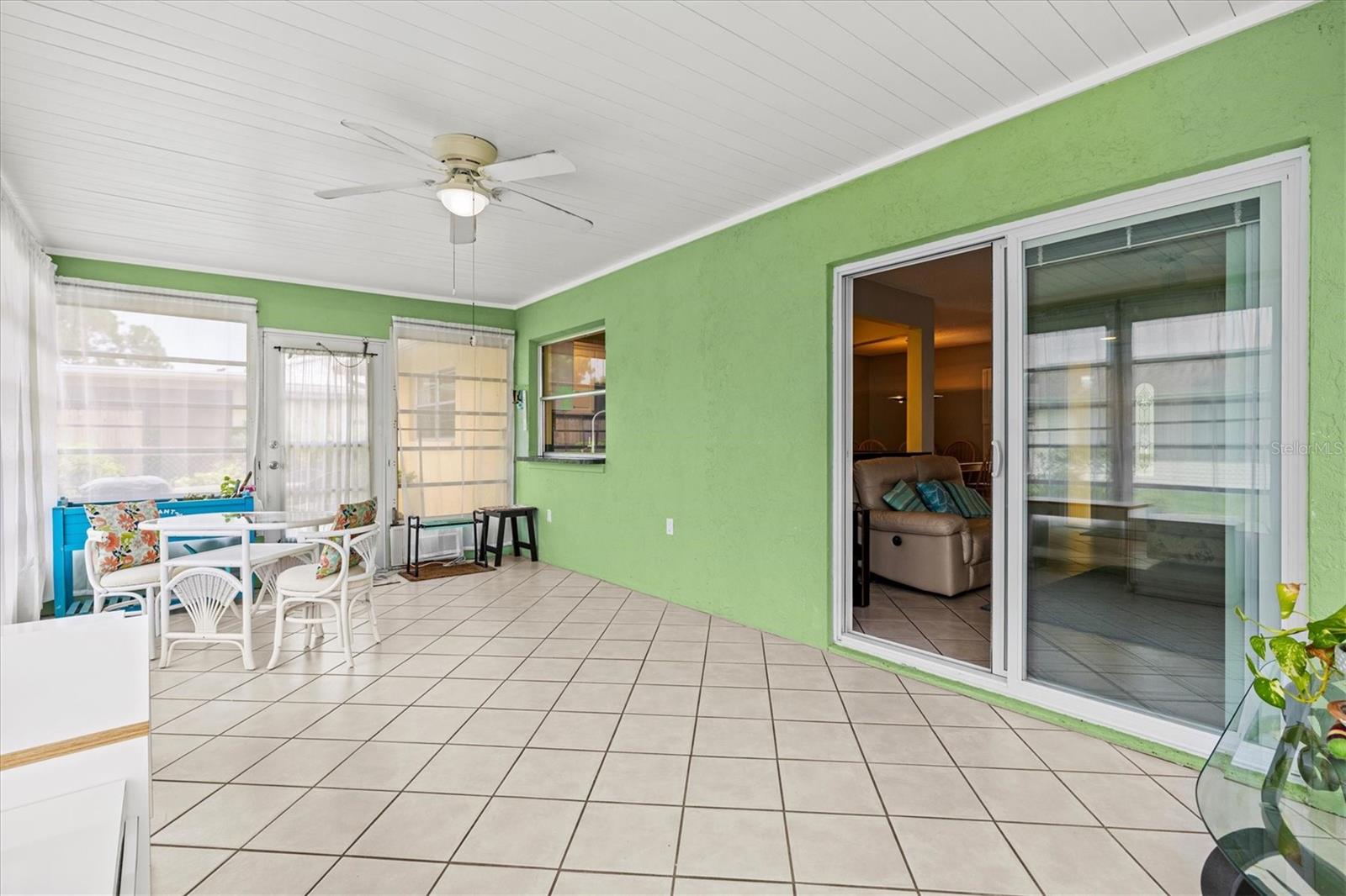 3977 LEMONWOOD DR