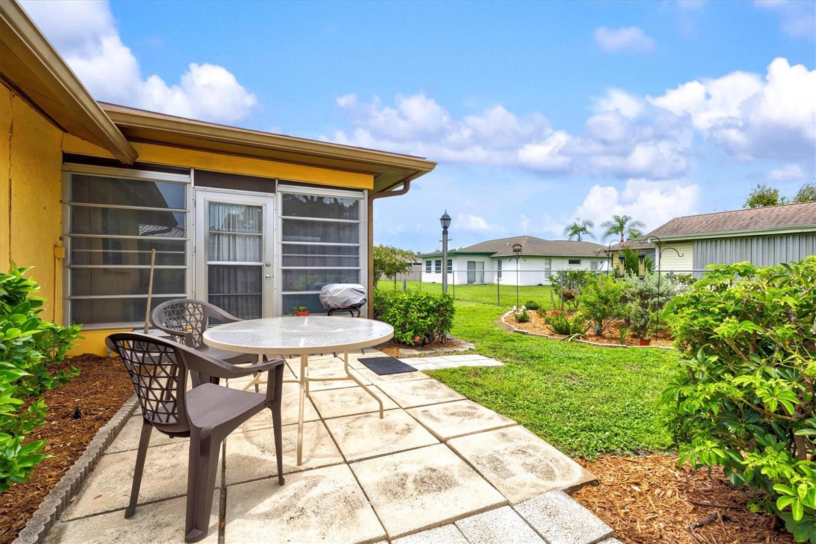 3977 LEMONWOOD DR