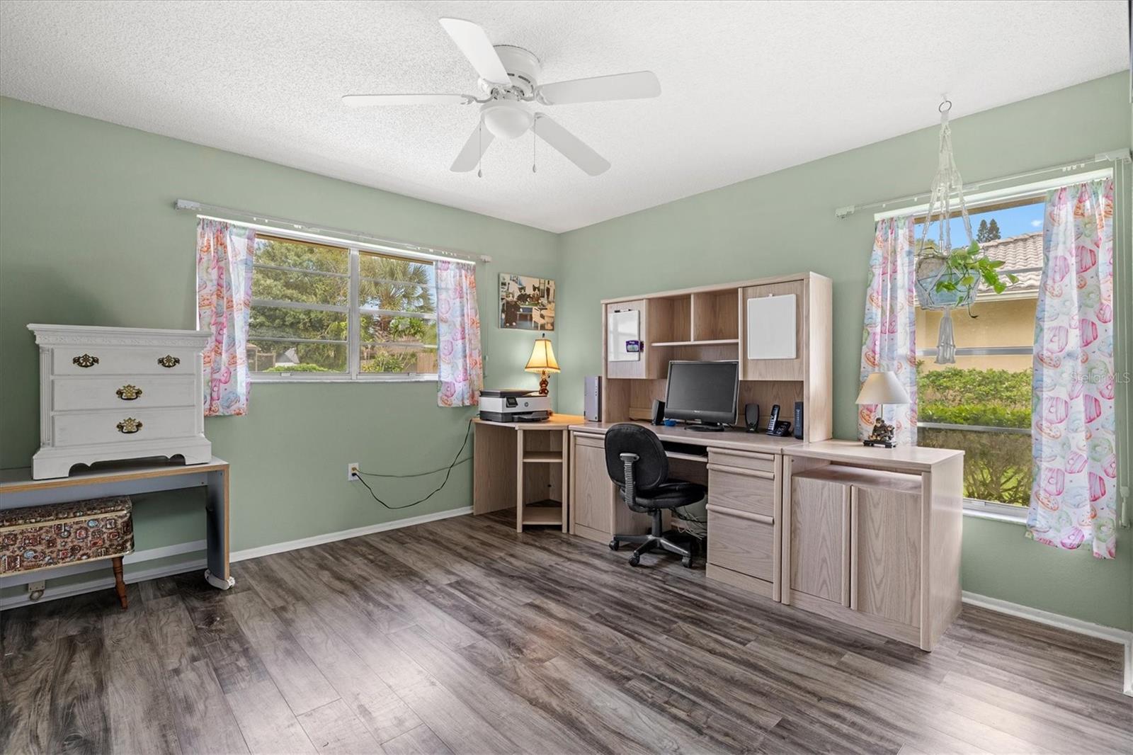 3977 LEMONWOOD DR