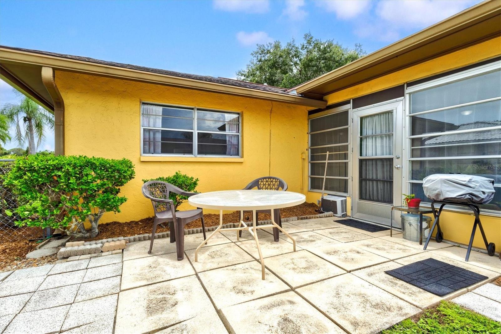 3977 LEMONWOOD DR