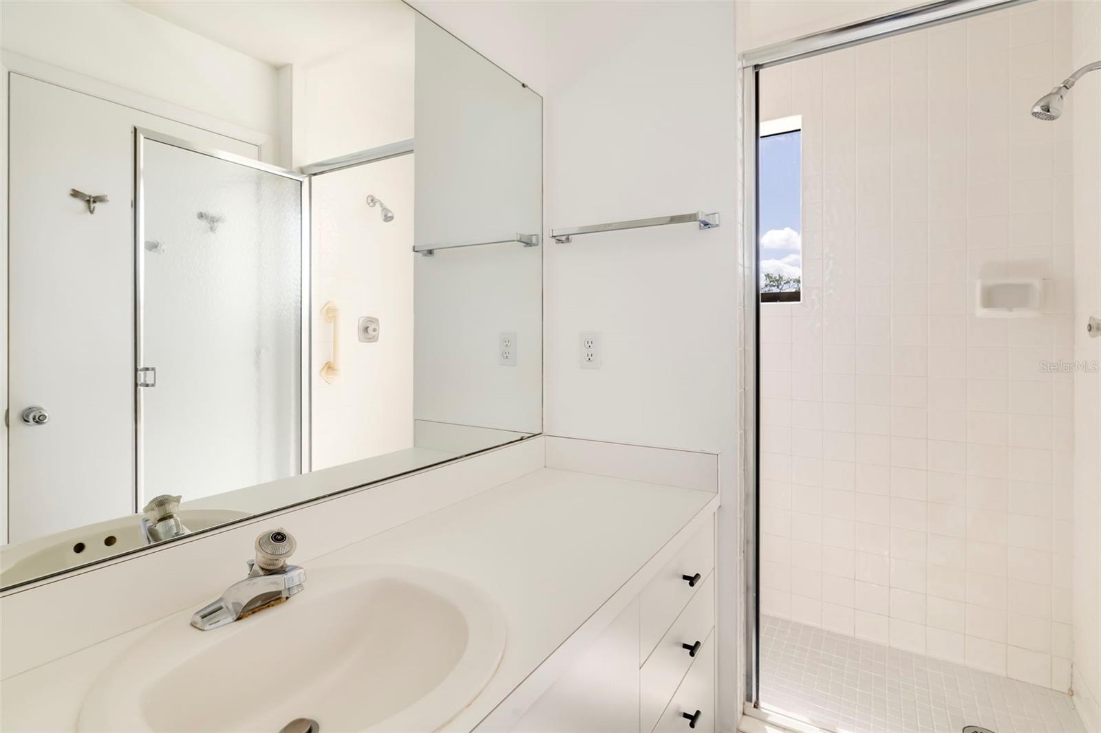 1920 HARBOURSIDE DR #1003