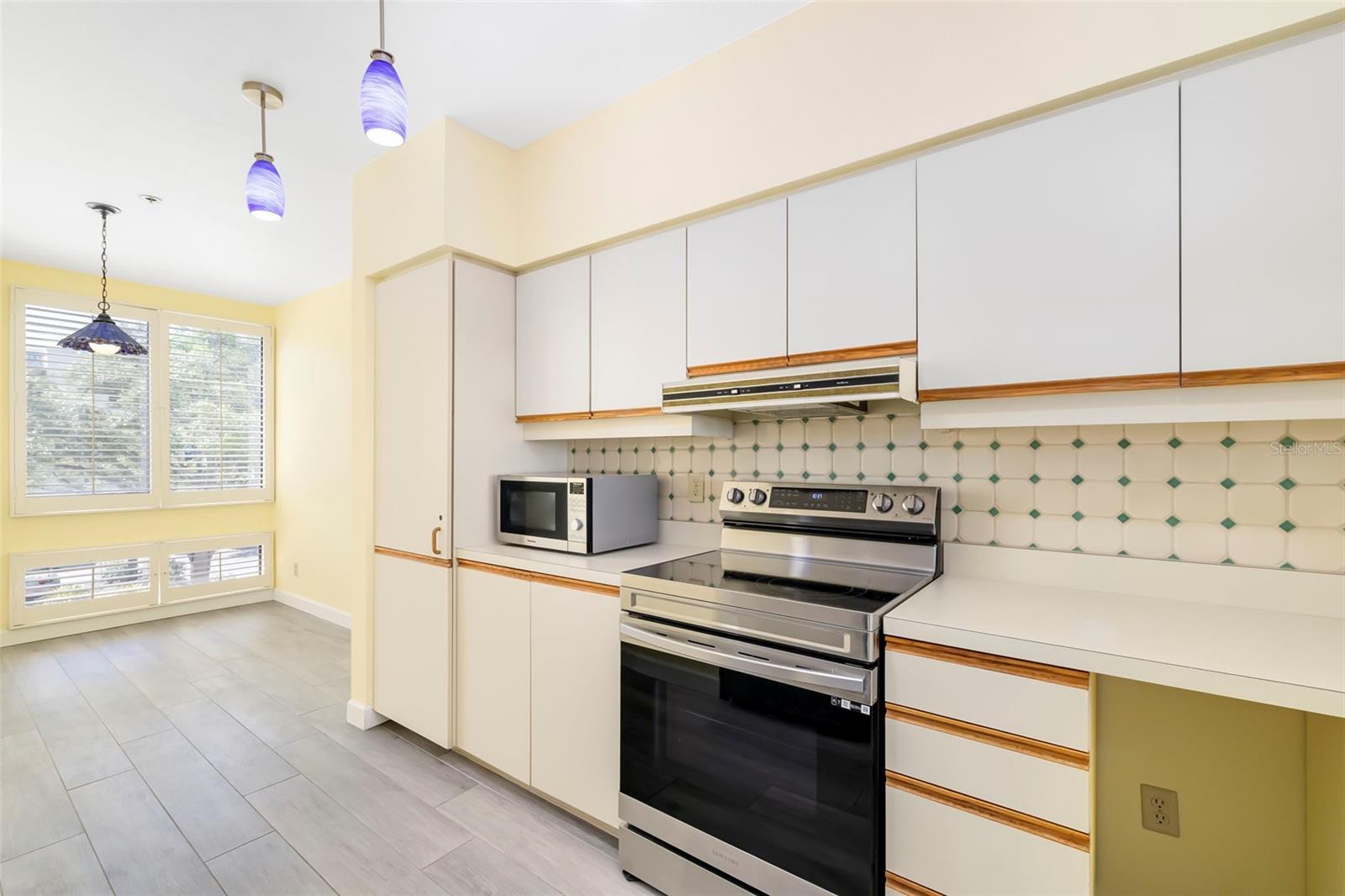 1920 HARBOURSIDE DR #1003
