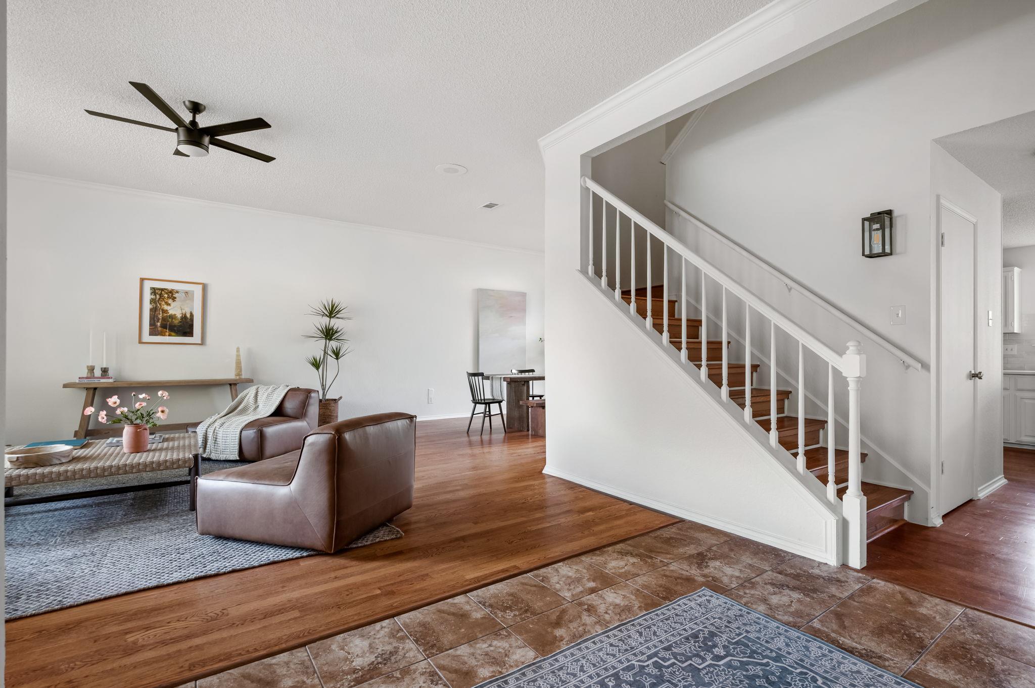 1106 Split Oak CV