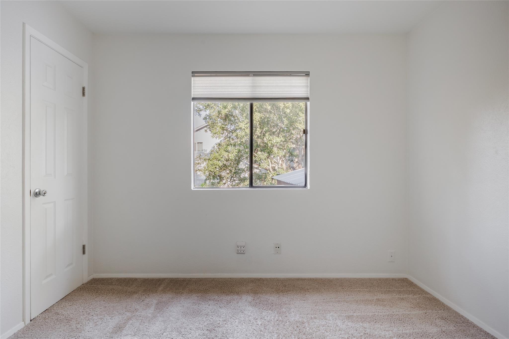 7806 Beauregard CIR
