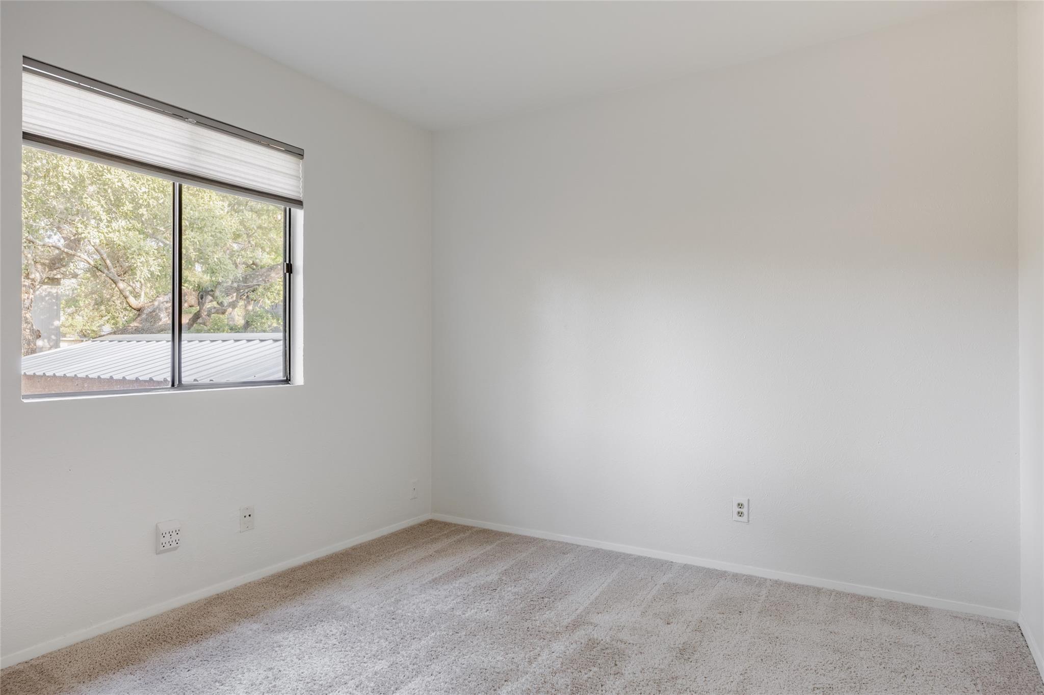 7806 Beauregard CIR