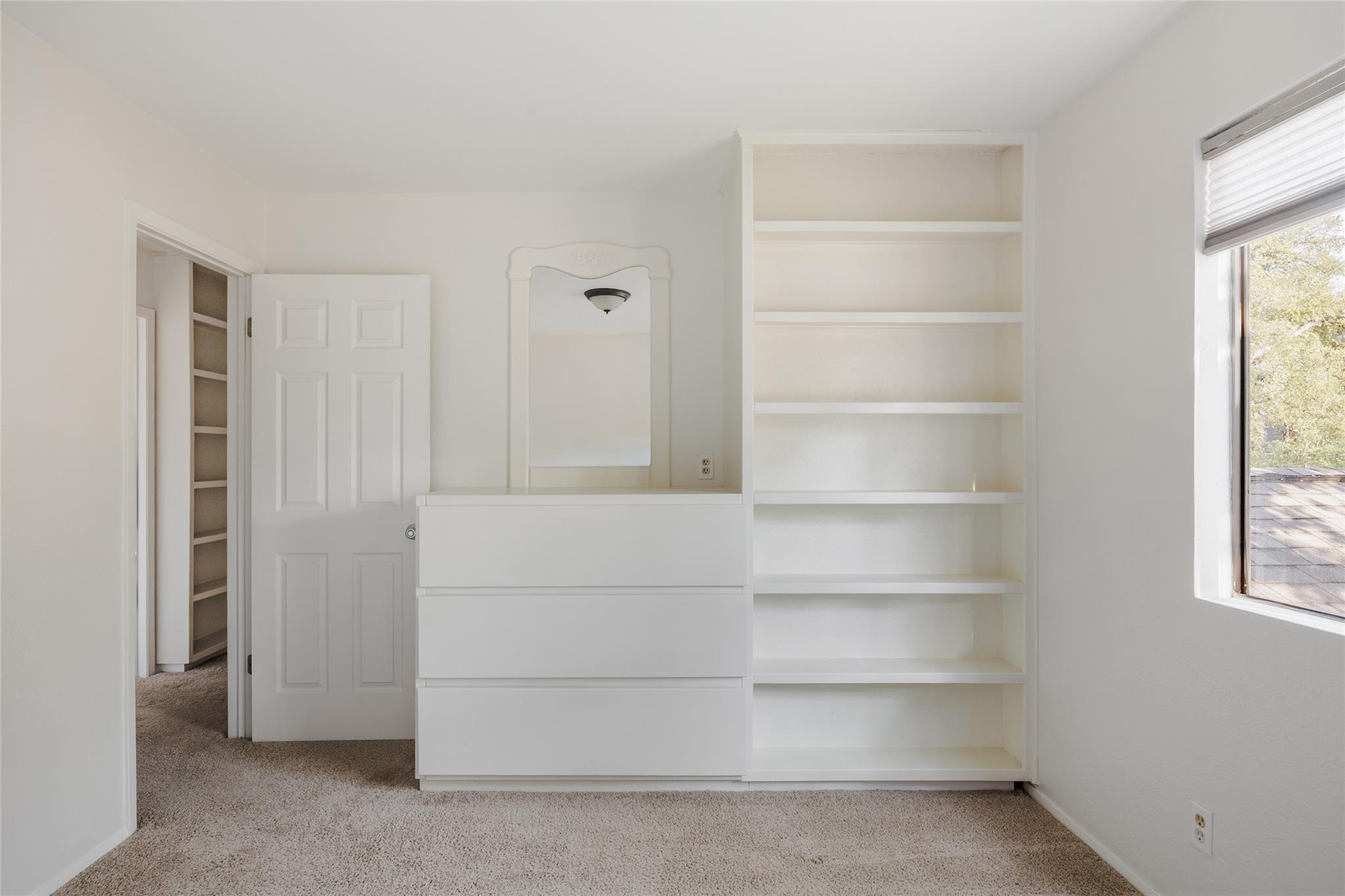 7806 Beauregard CIR