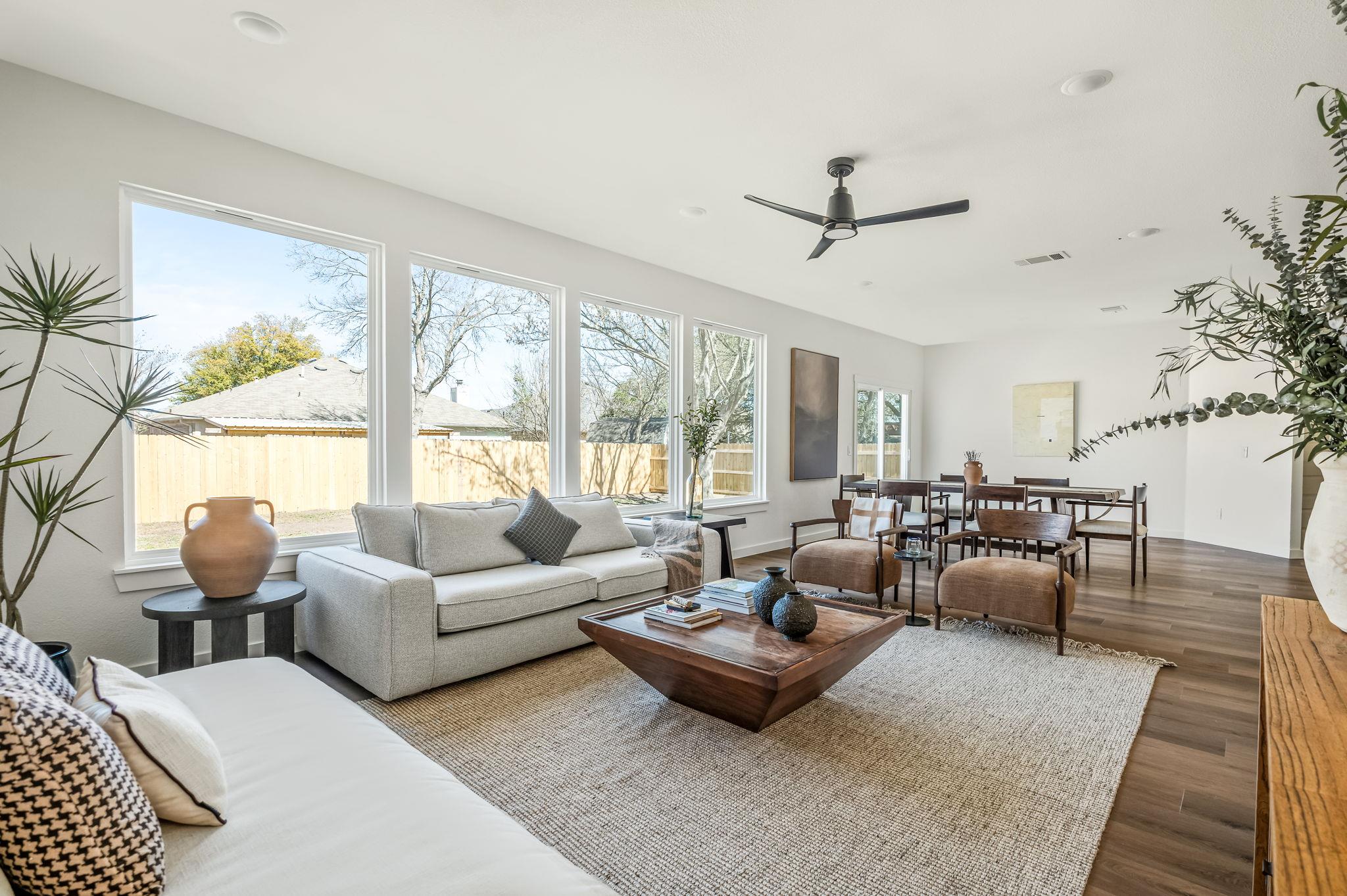 1516 Natural Bridge LN