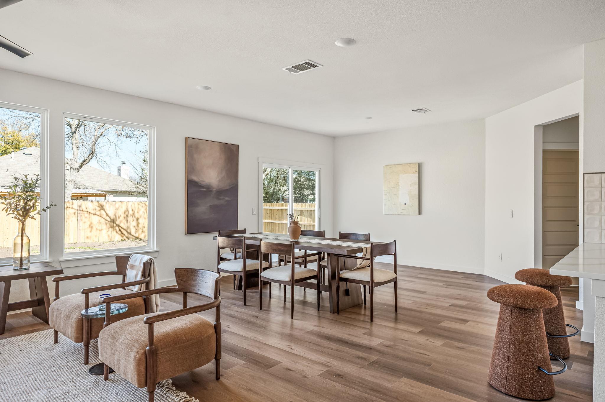 1516 Natural Bridge LN