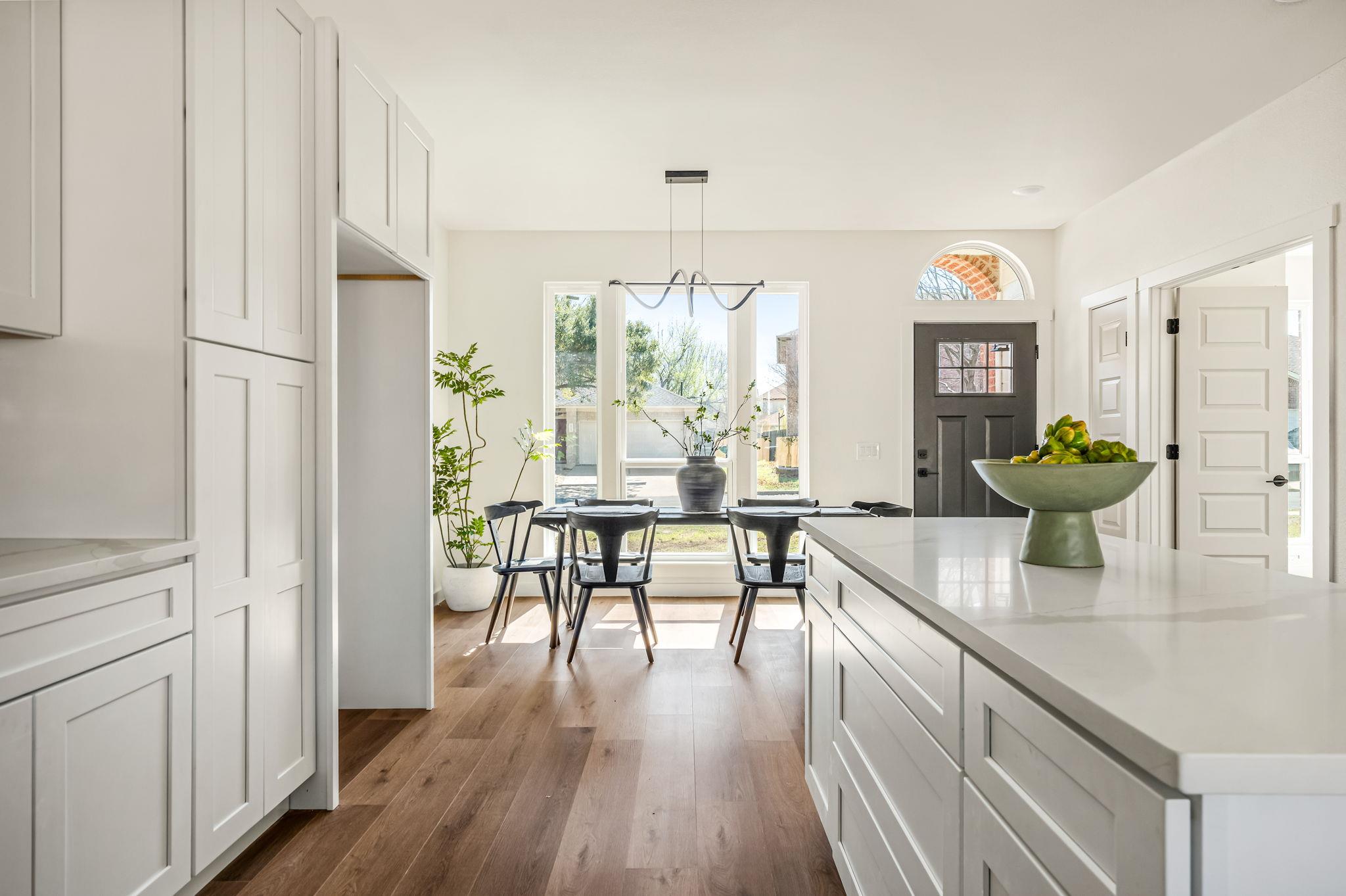 1516 Natural Bridge LN