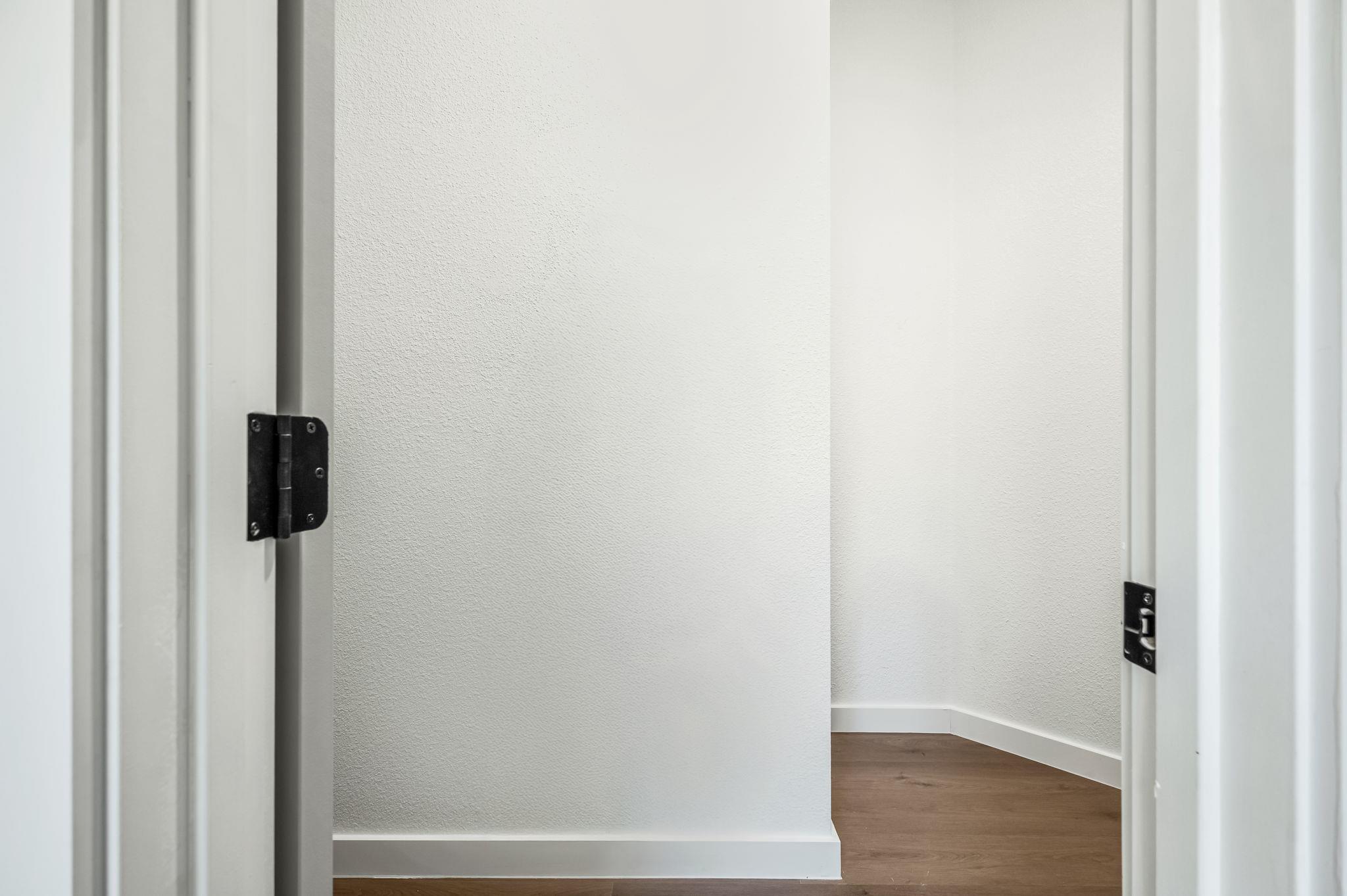 1516 Natural Bridge LN