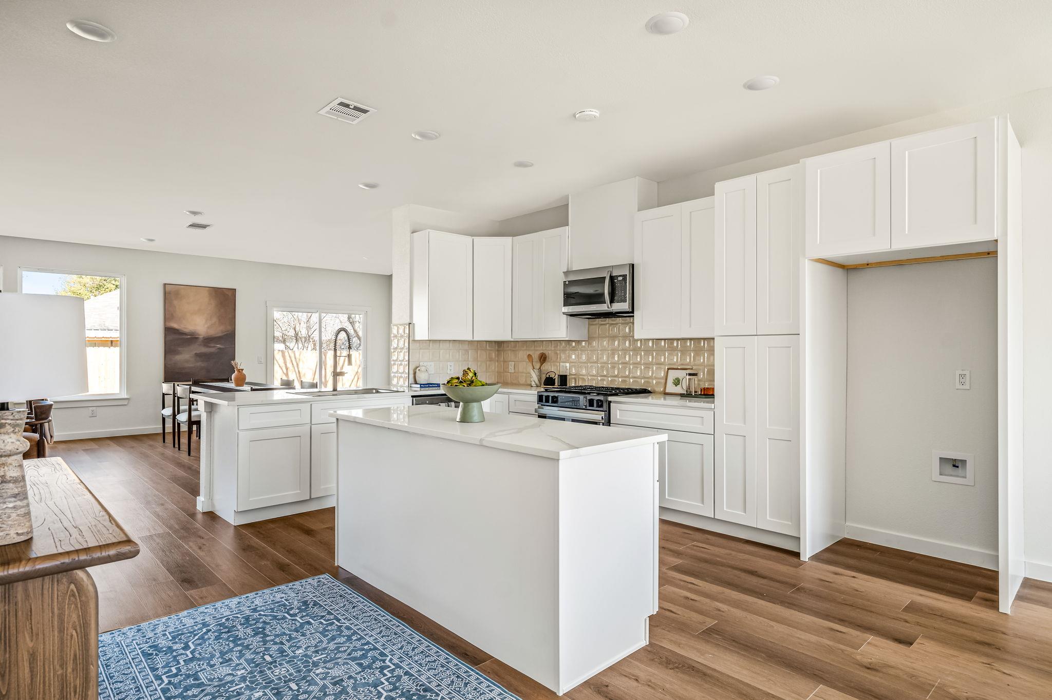 1516 Natural Bridge LN