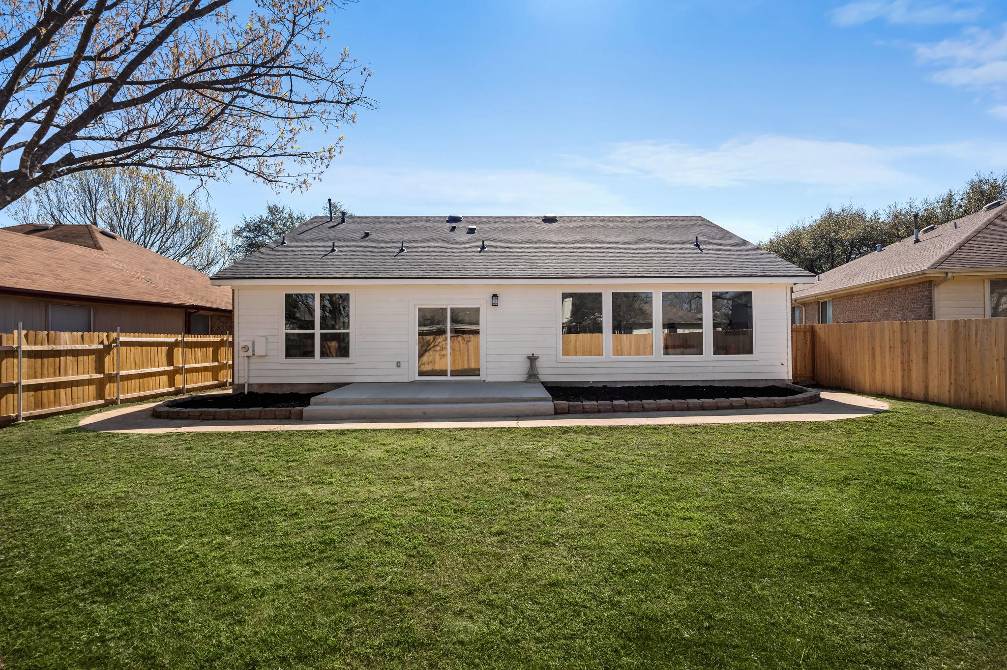 1516 Natural Bridge LN