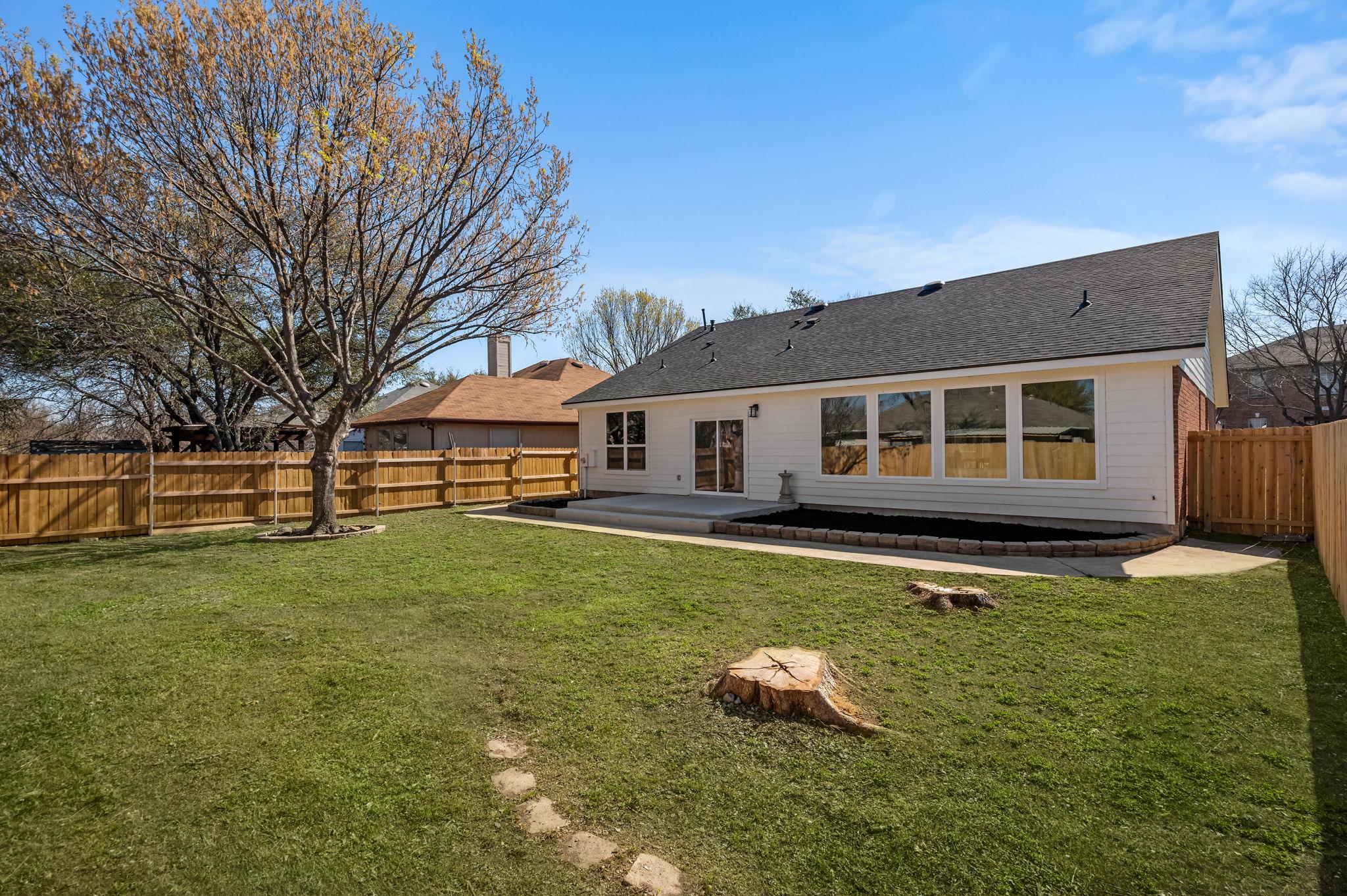 1516 Natural Bridge LN