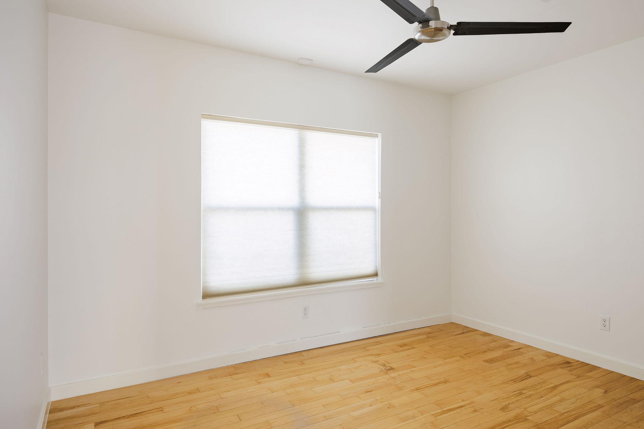 1601 Alameda DR