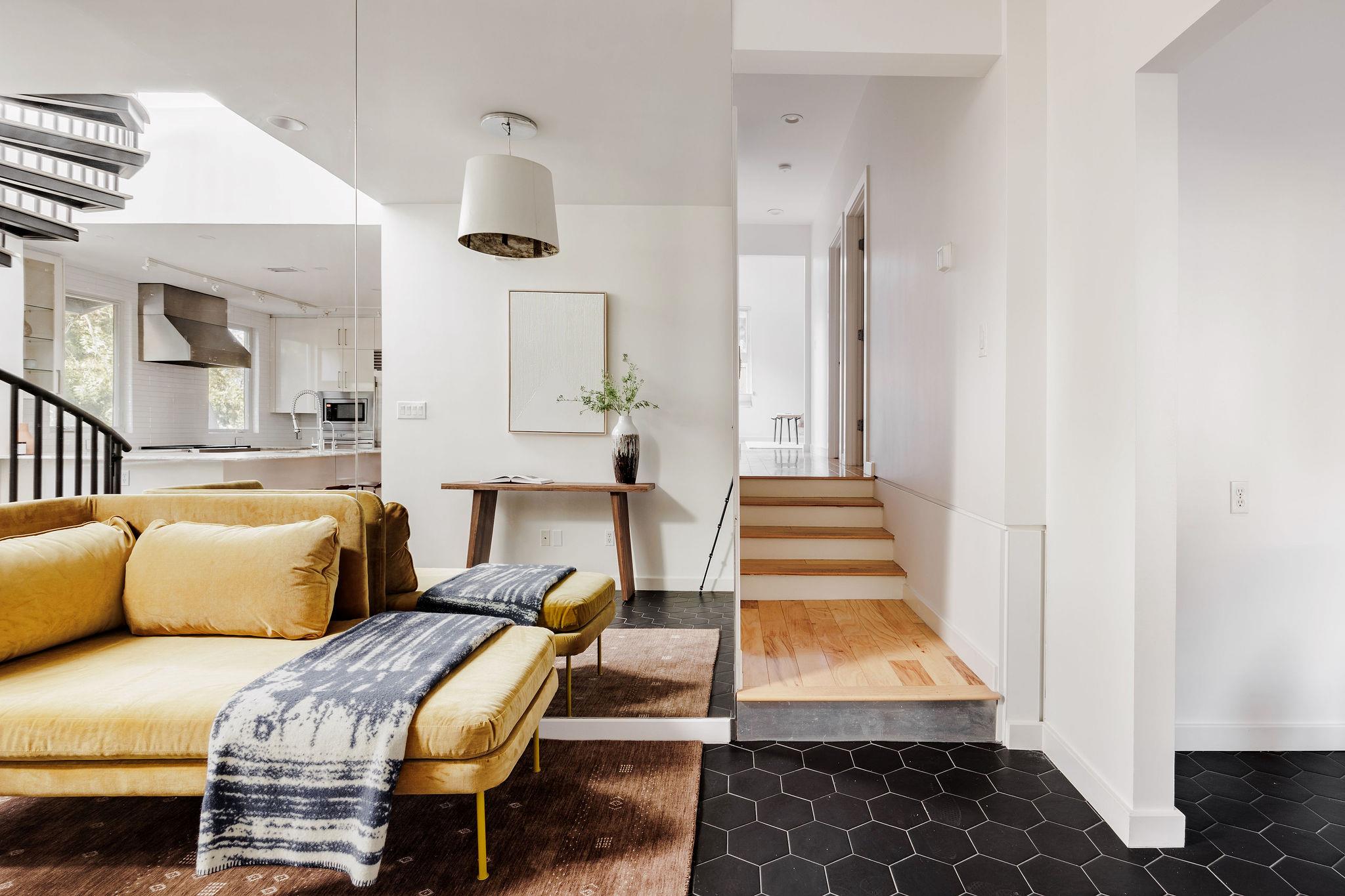 1601 Alameda DR