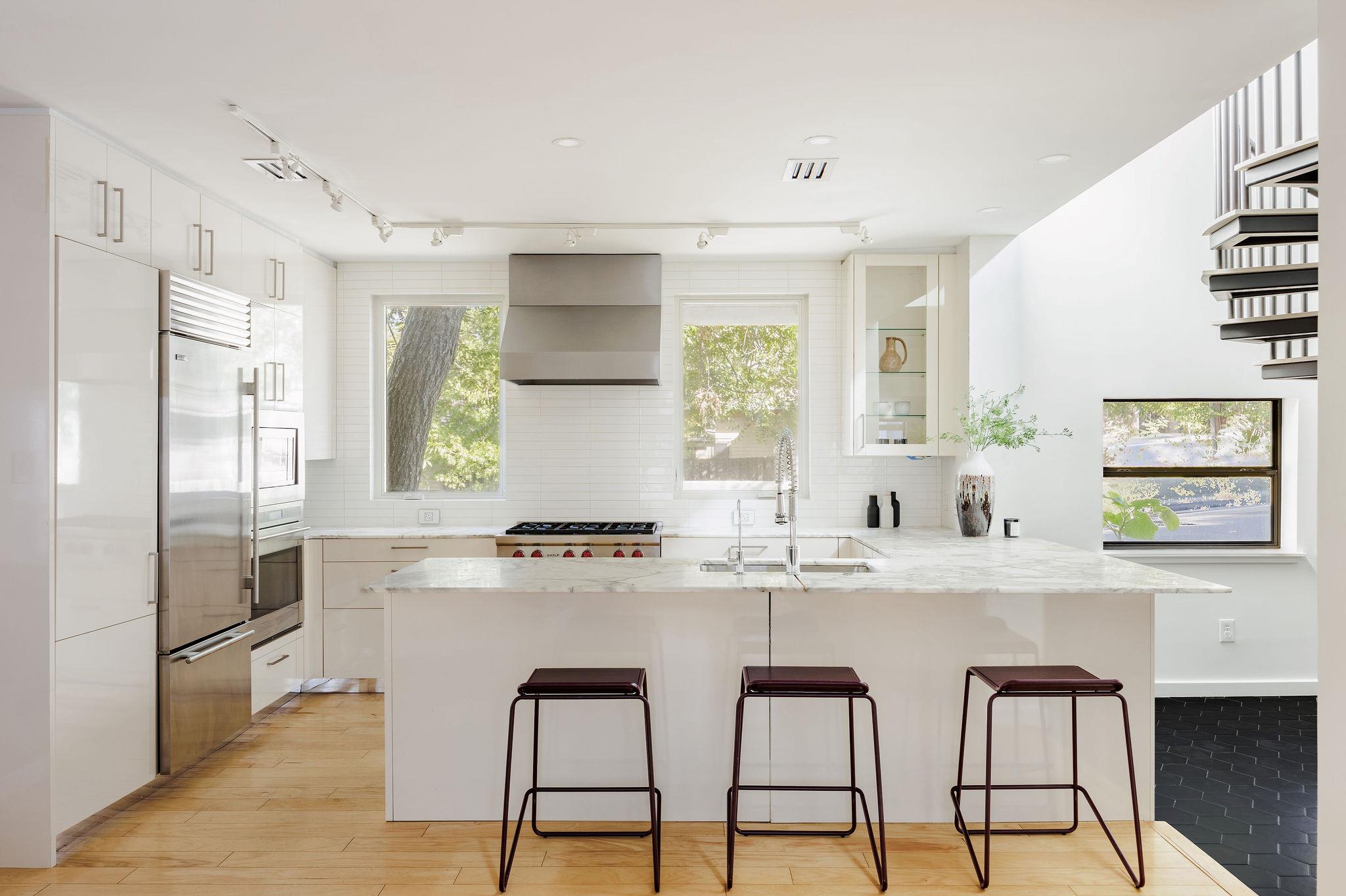 1601 Alameda DR
