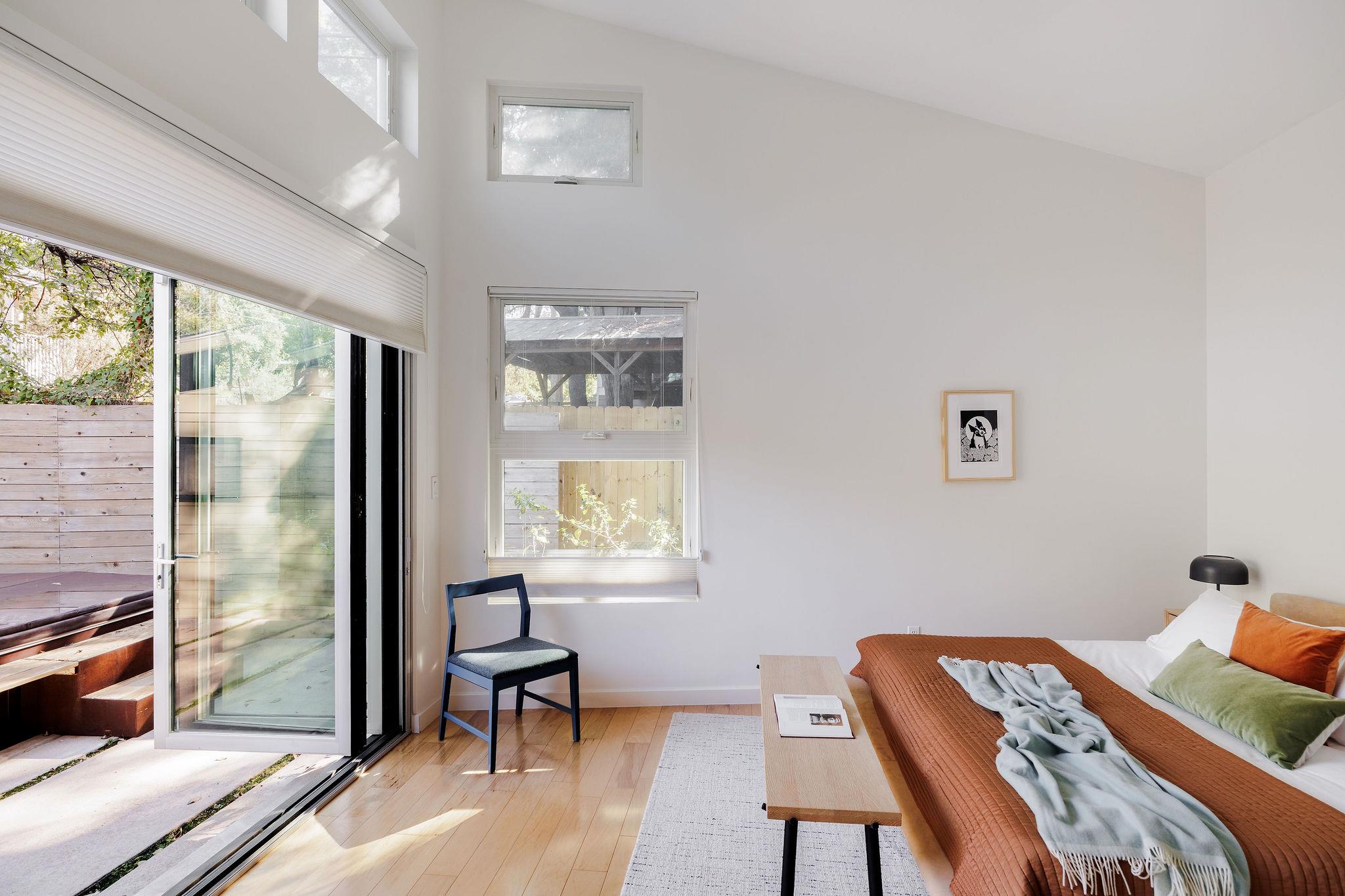 1601 Alameda DR