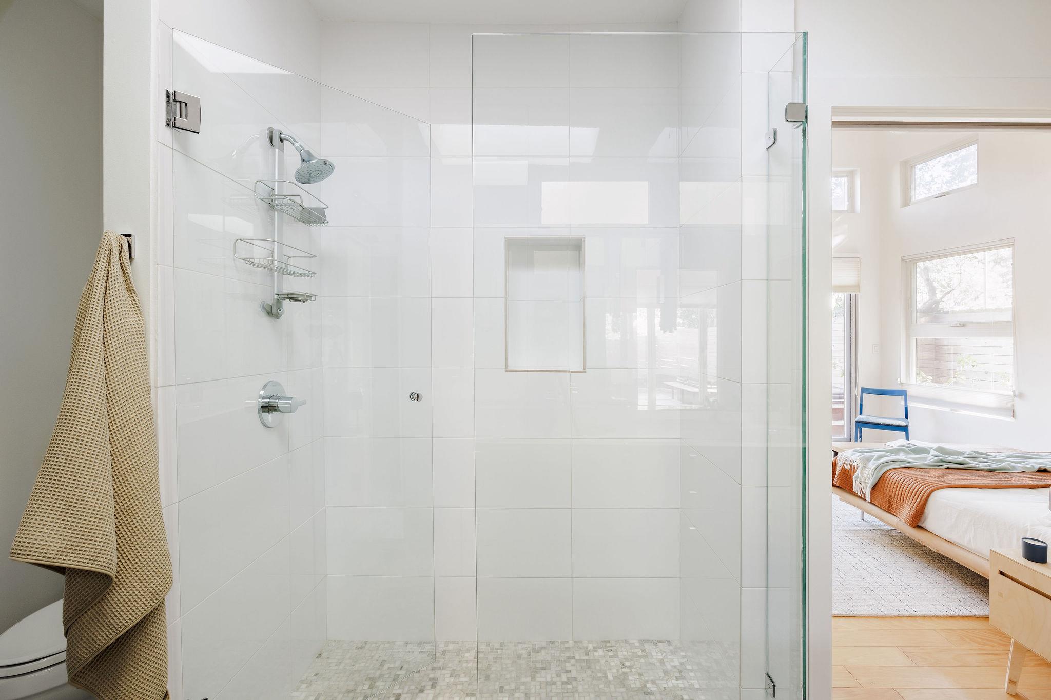 1601 Alameda DR