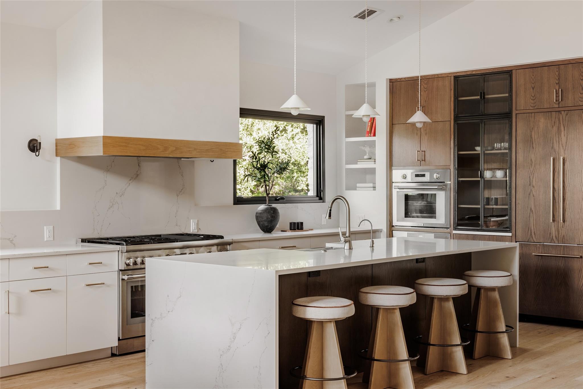 6301 Mountain Park CV
