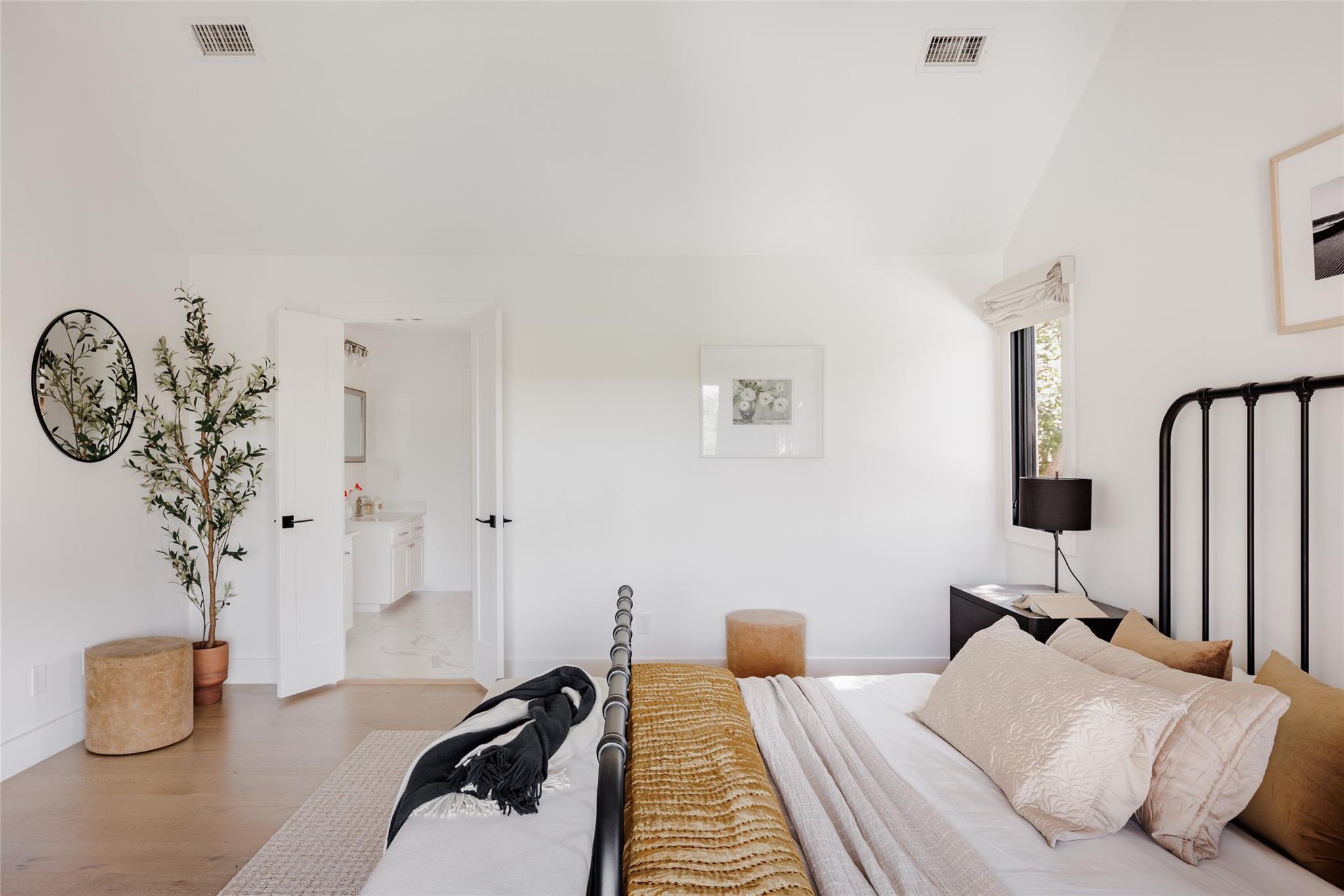 6301 Mountain Park CV