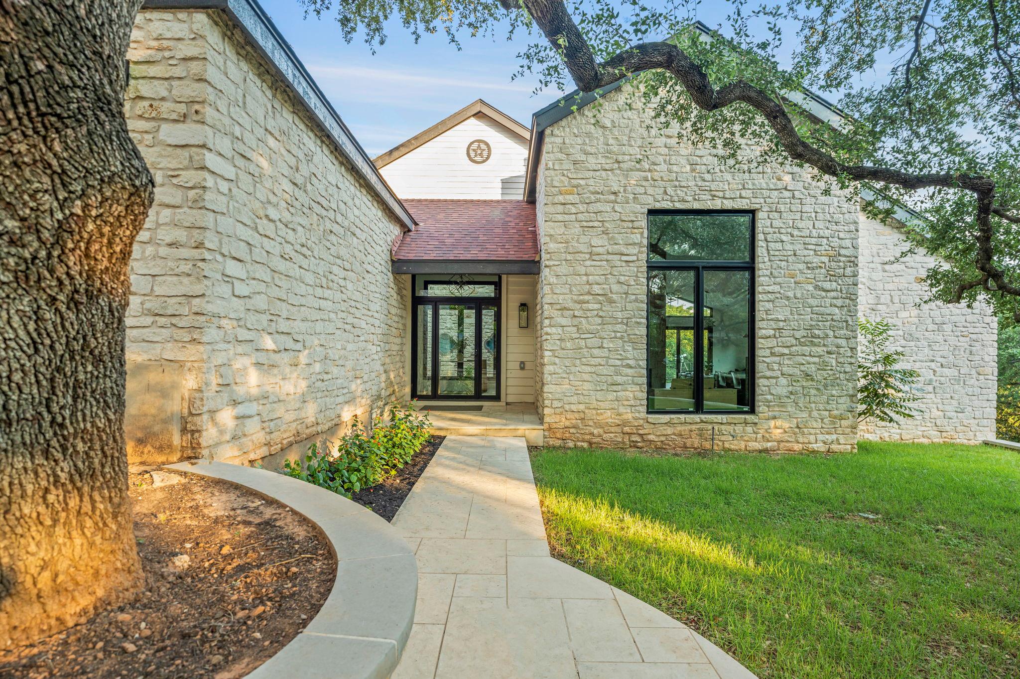 6301 Mountain Park CV