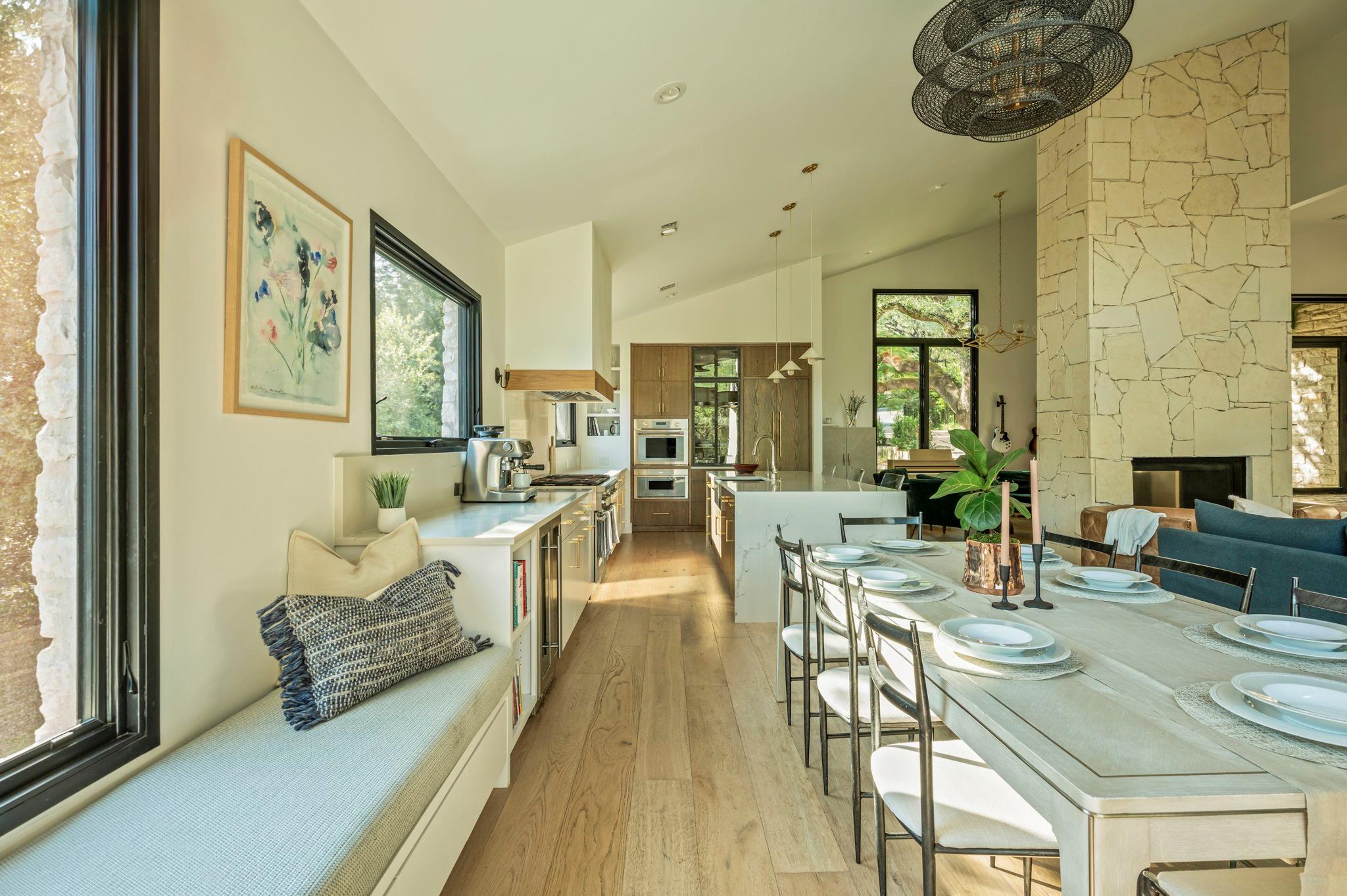 6301 Mountain Park CV
