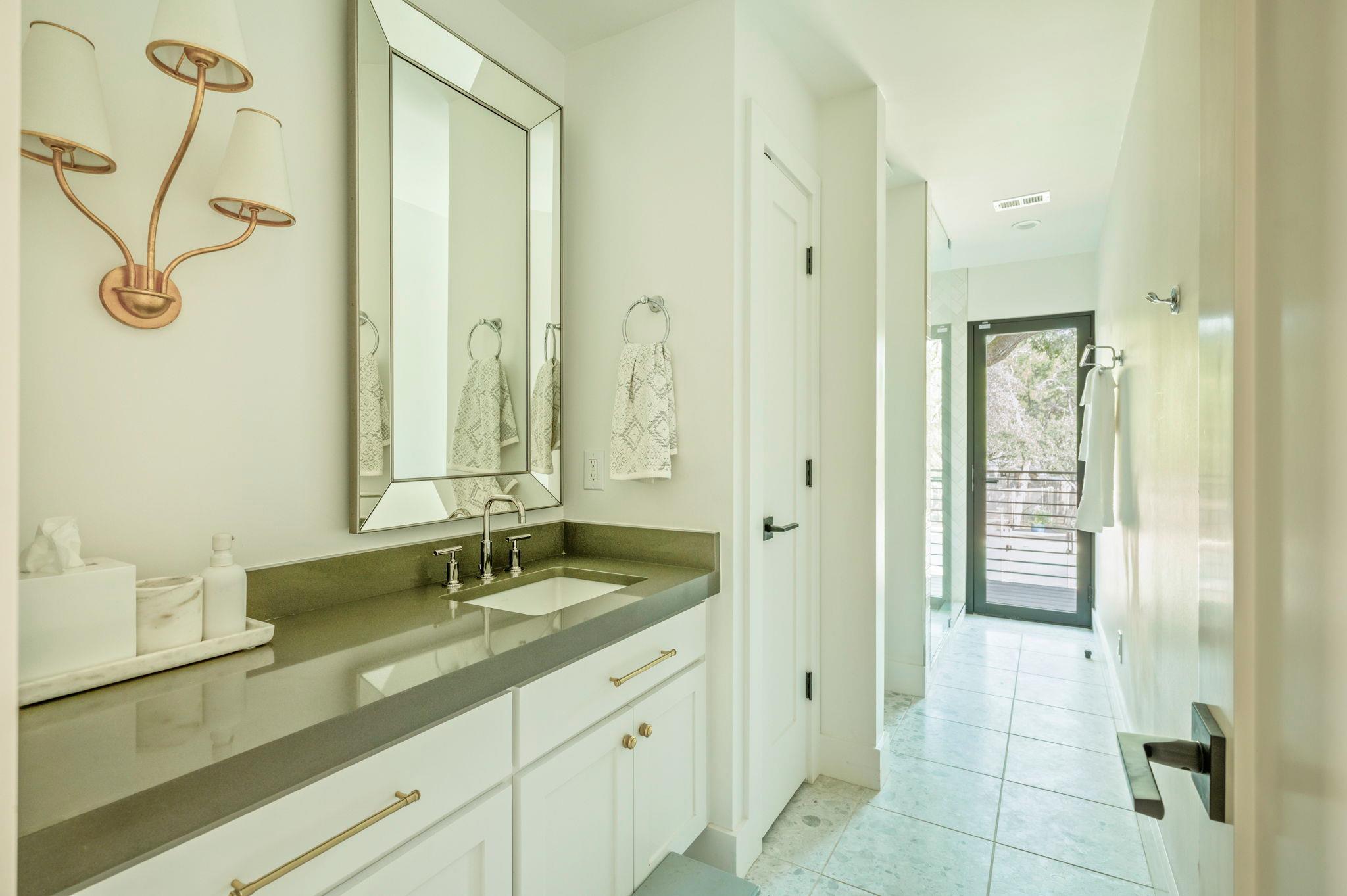 6301 Mountain Park CV