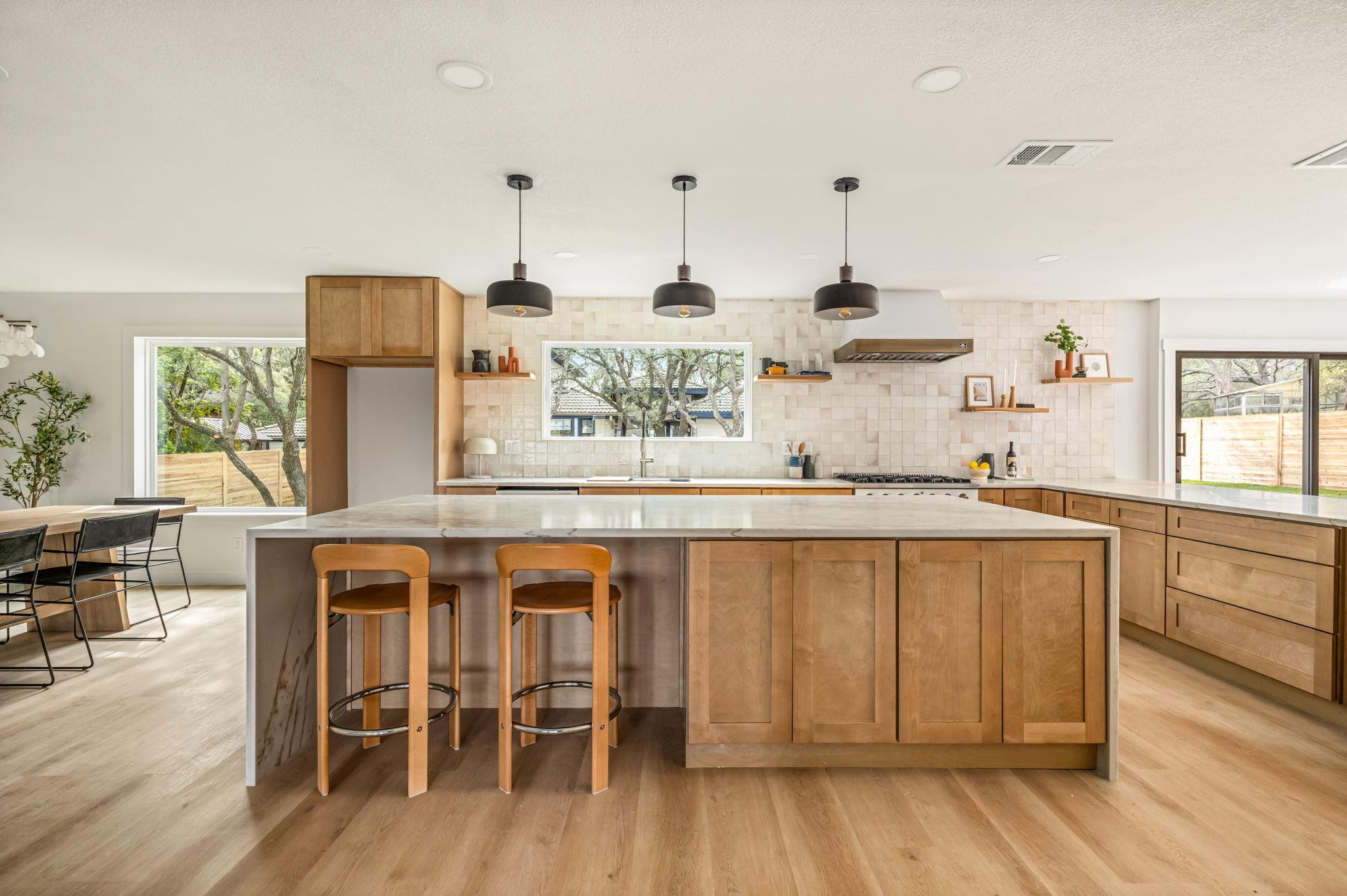 5901 Rain Creek PKWY