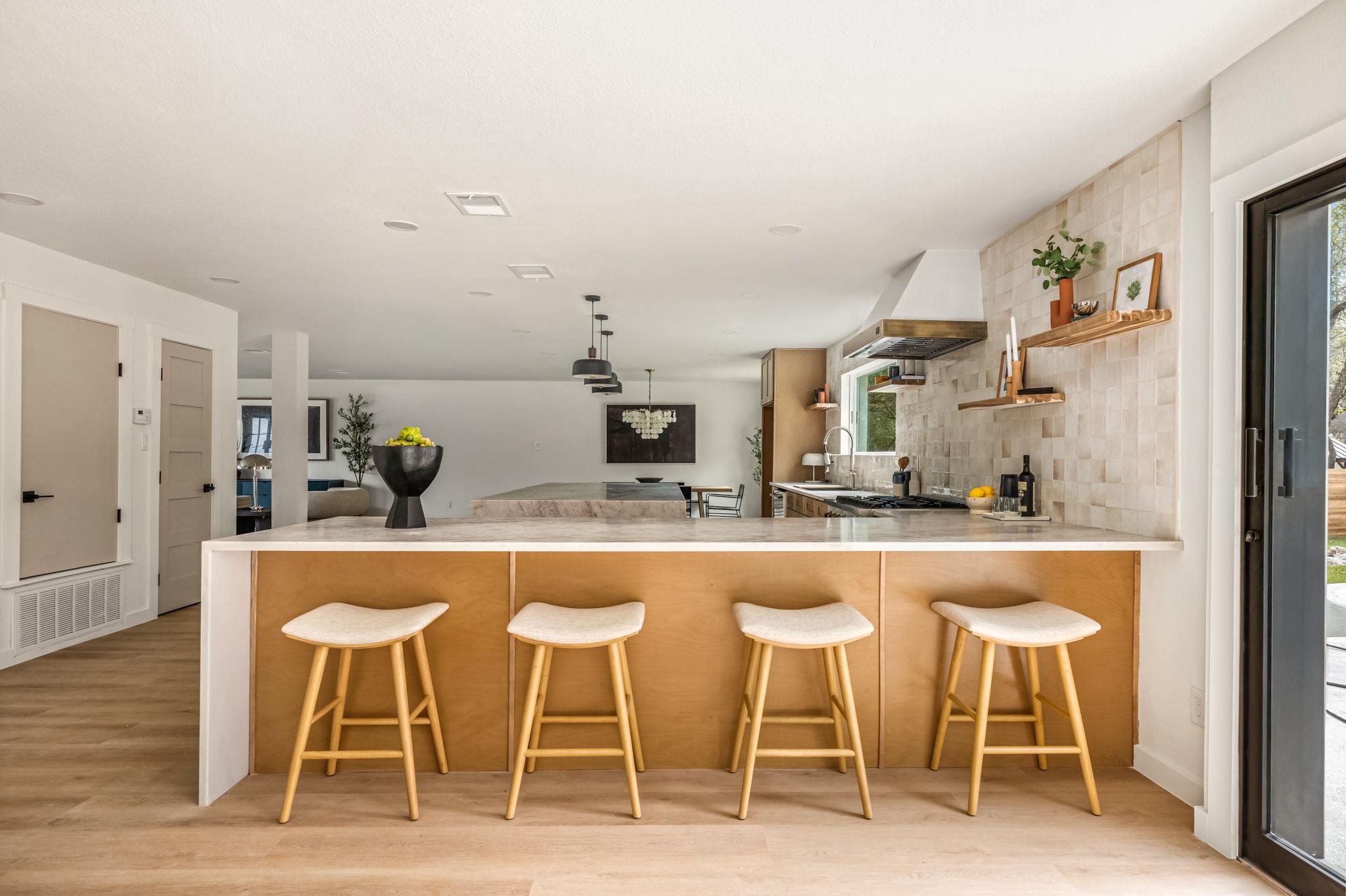 5901 Rain Creek PKWY