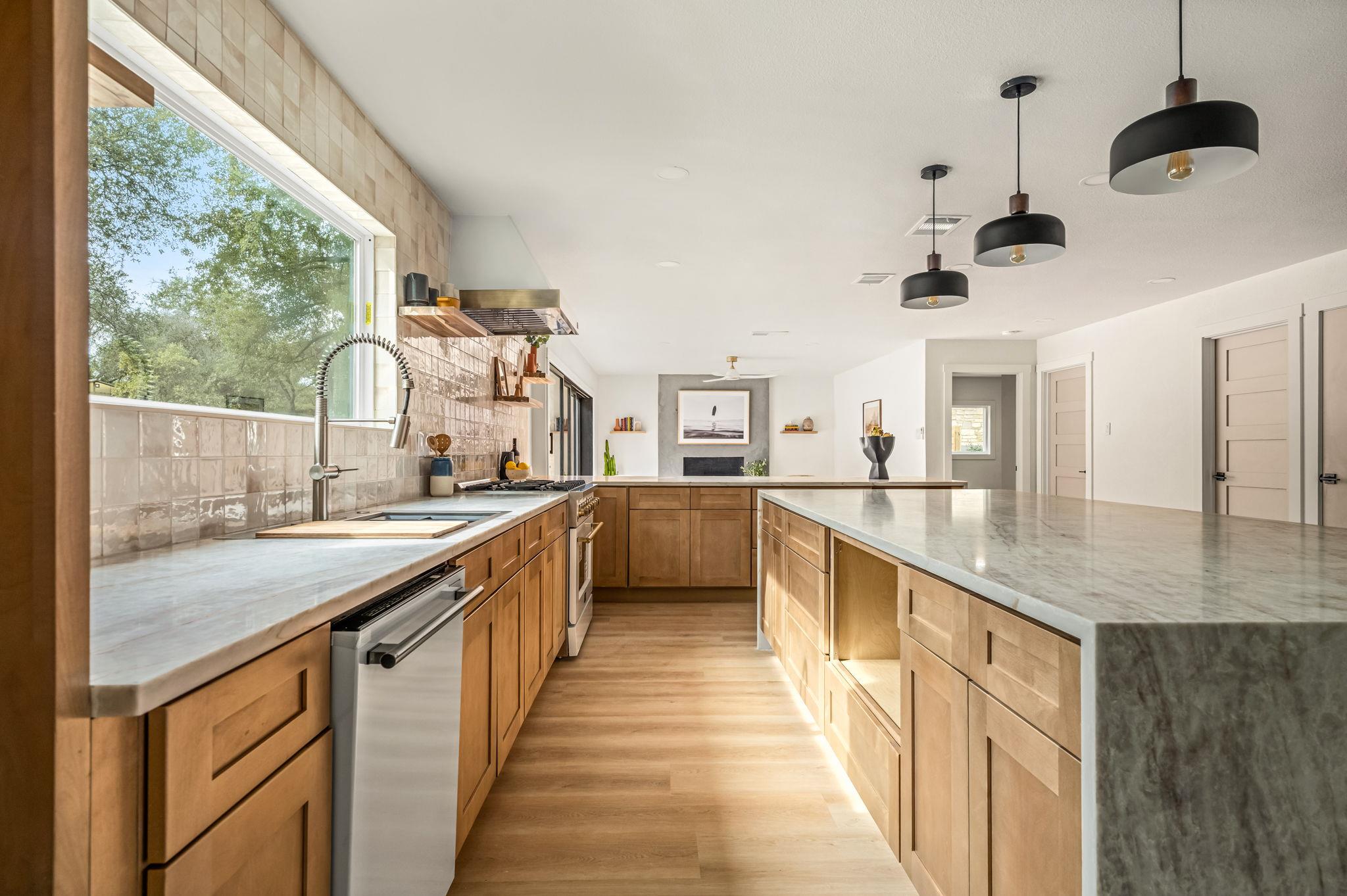 5901 Rain Creek PKWY