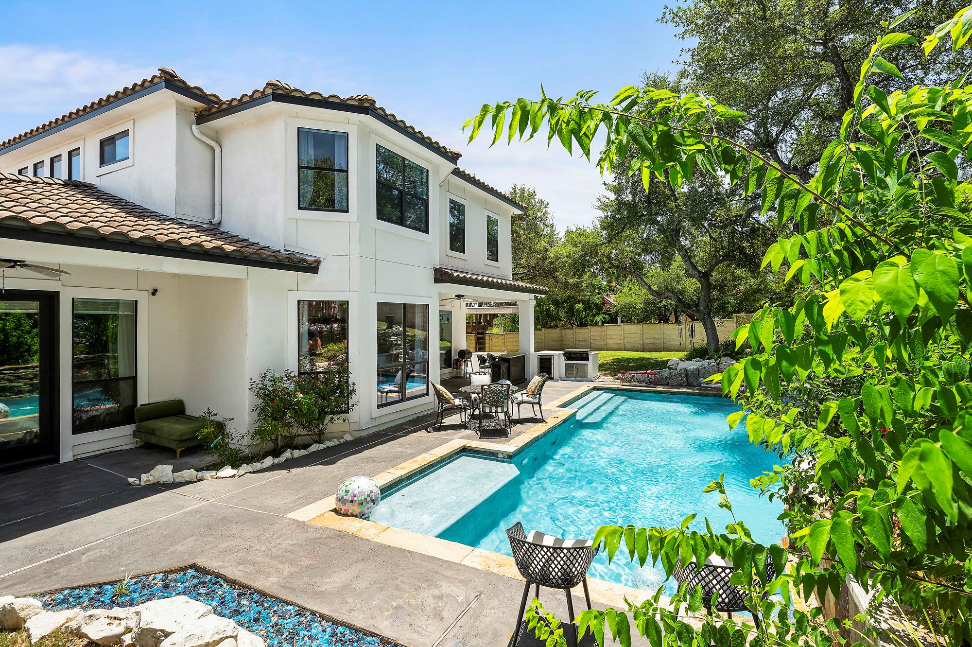 2900 Pamella CT