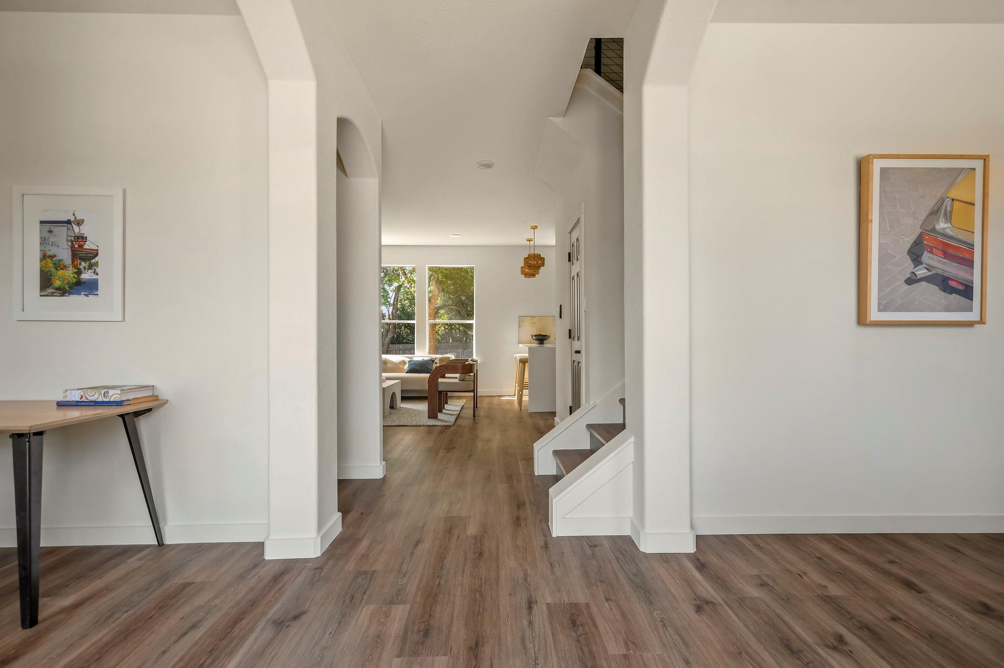 323 Ranier LN, Round Rock