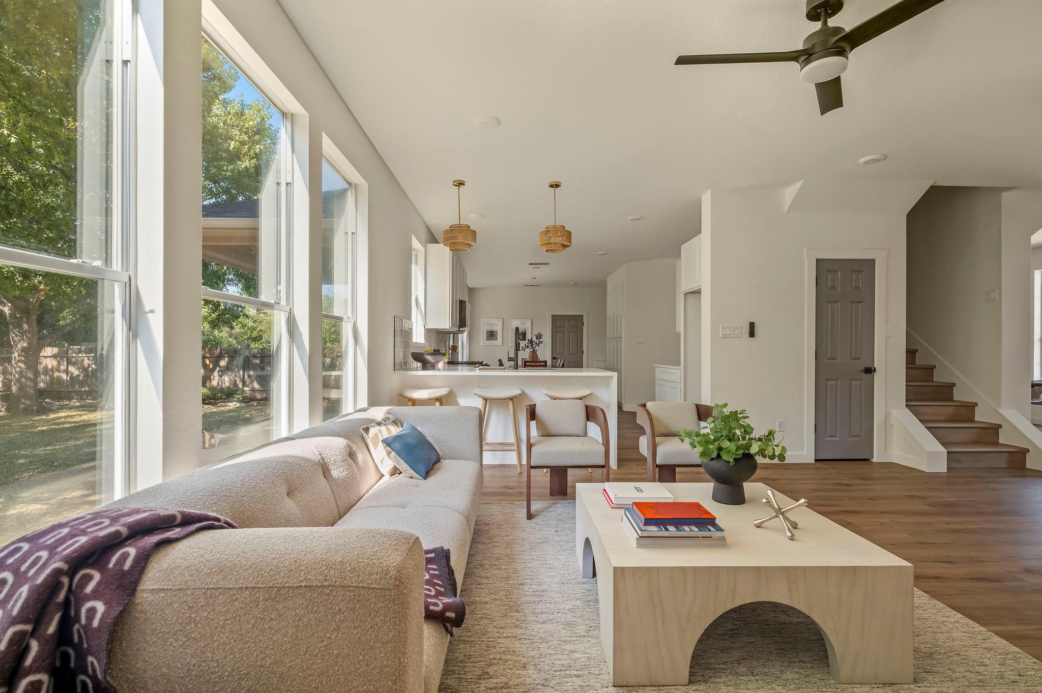 323 Ranier LN, Round Rock