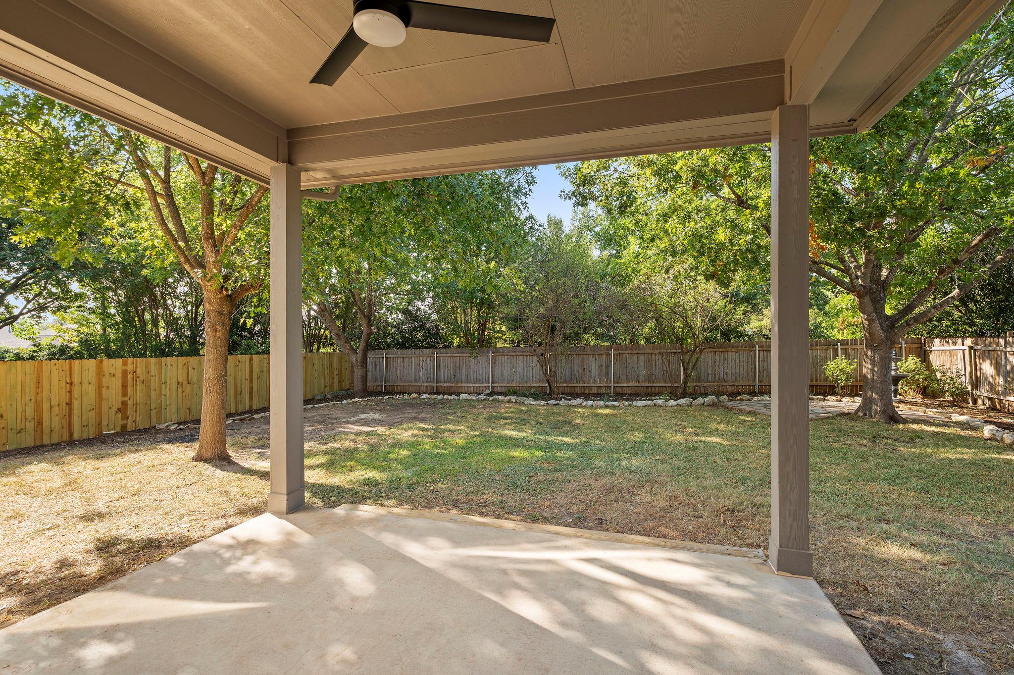323 Ranier LN, Round Rock