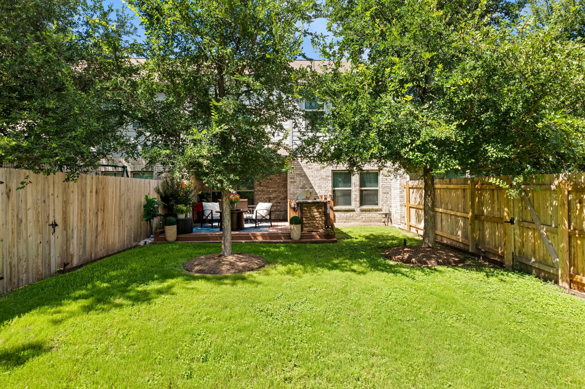12902 Leatherback LN