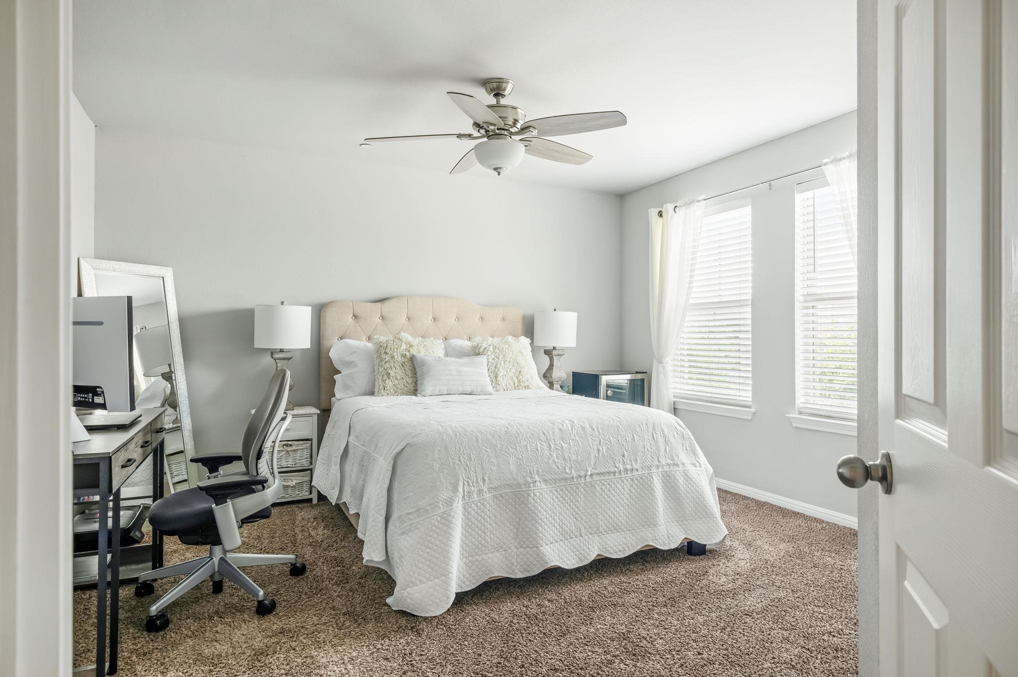 12902 Leatherback LN