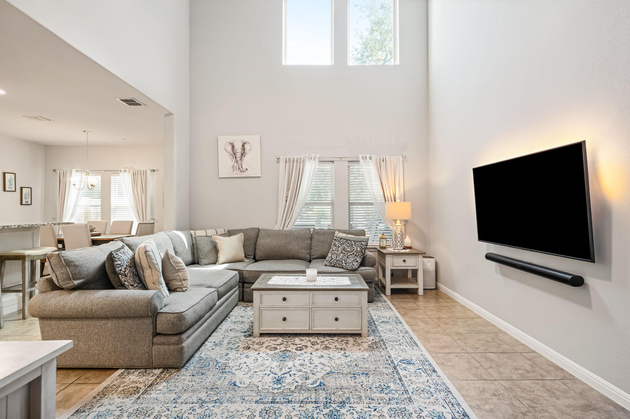 12902 Leatherback LN