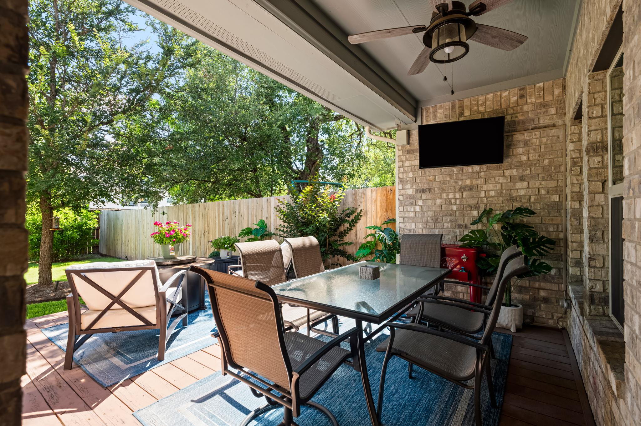 12902 Leatherback LN
