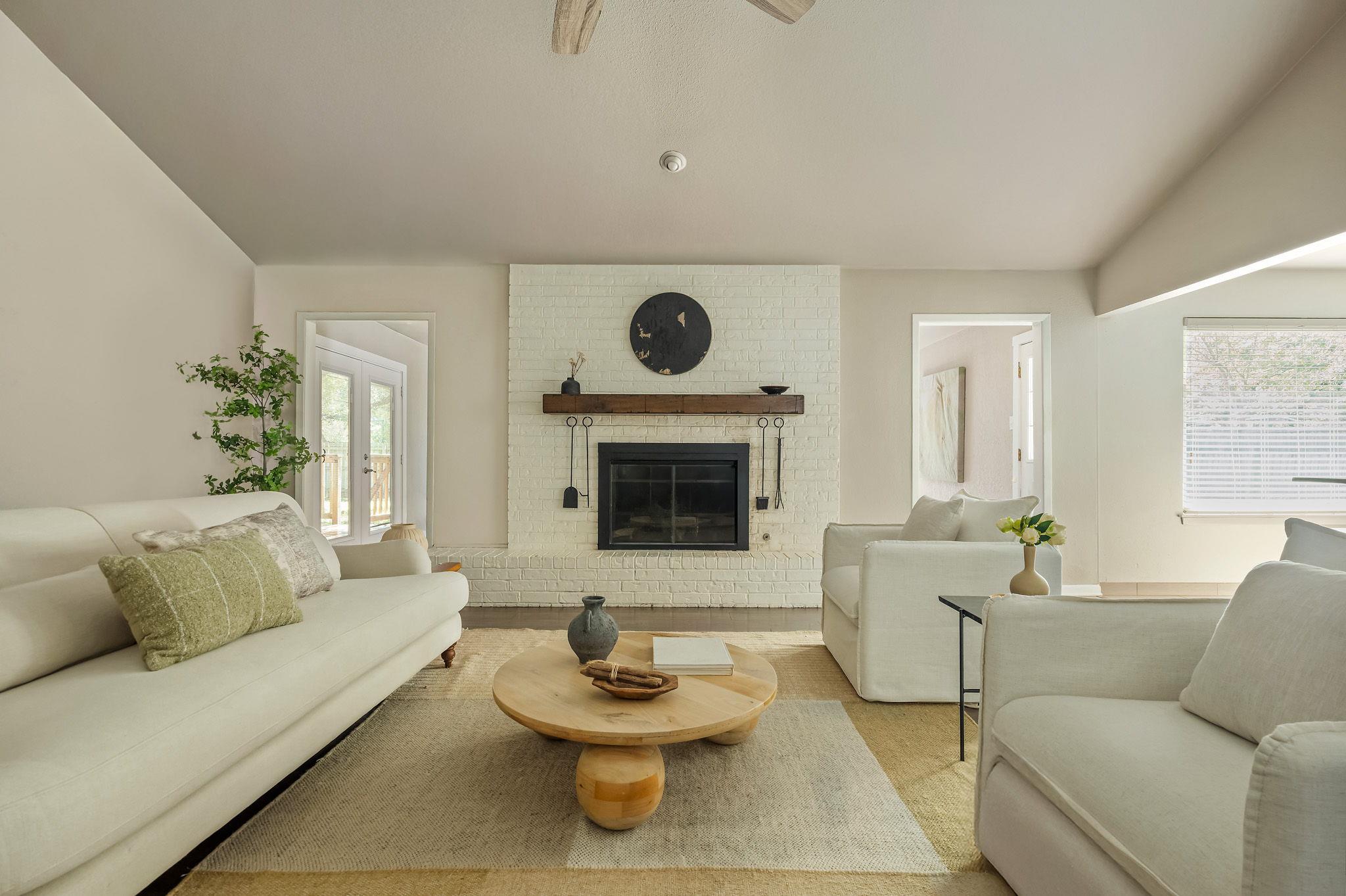 10401 Mourning Dove DR