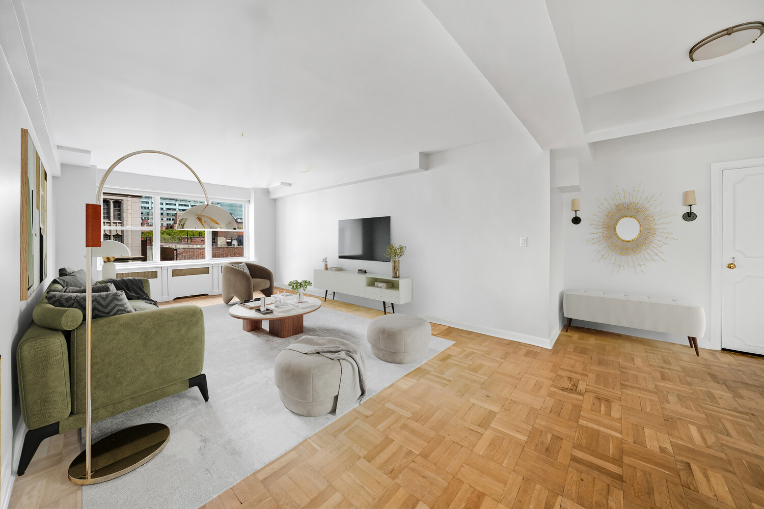 2 TUDOR CITY Place 8GN