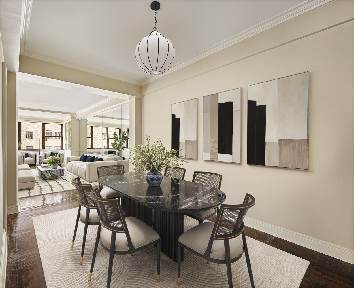 2 TUDOR CITY Place 14BS