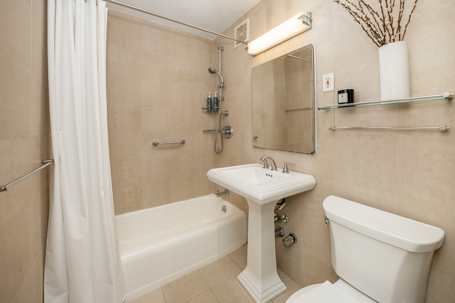 400 E 77TH Street 7F